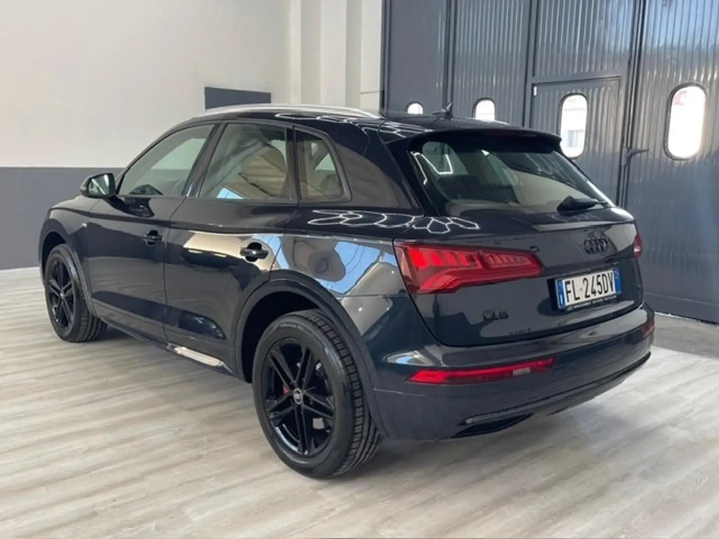 Audi Q5 Q5 2.0 TDI quattro S tronic Business Sport Nero - 2