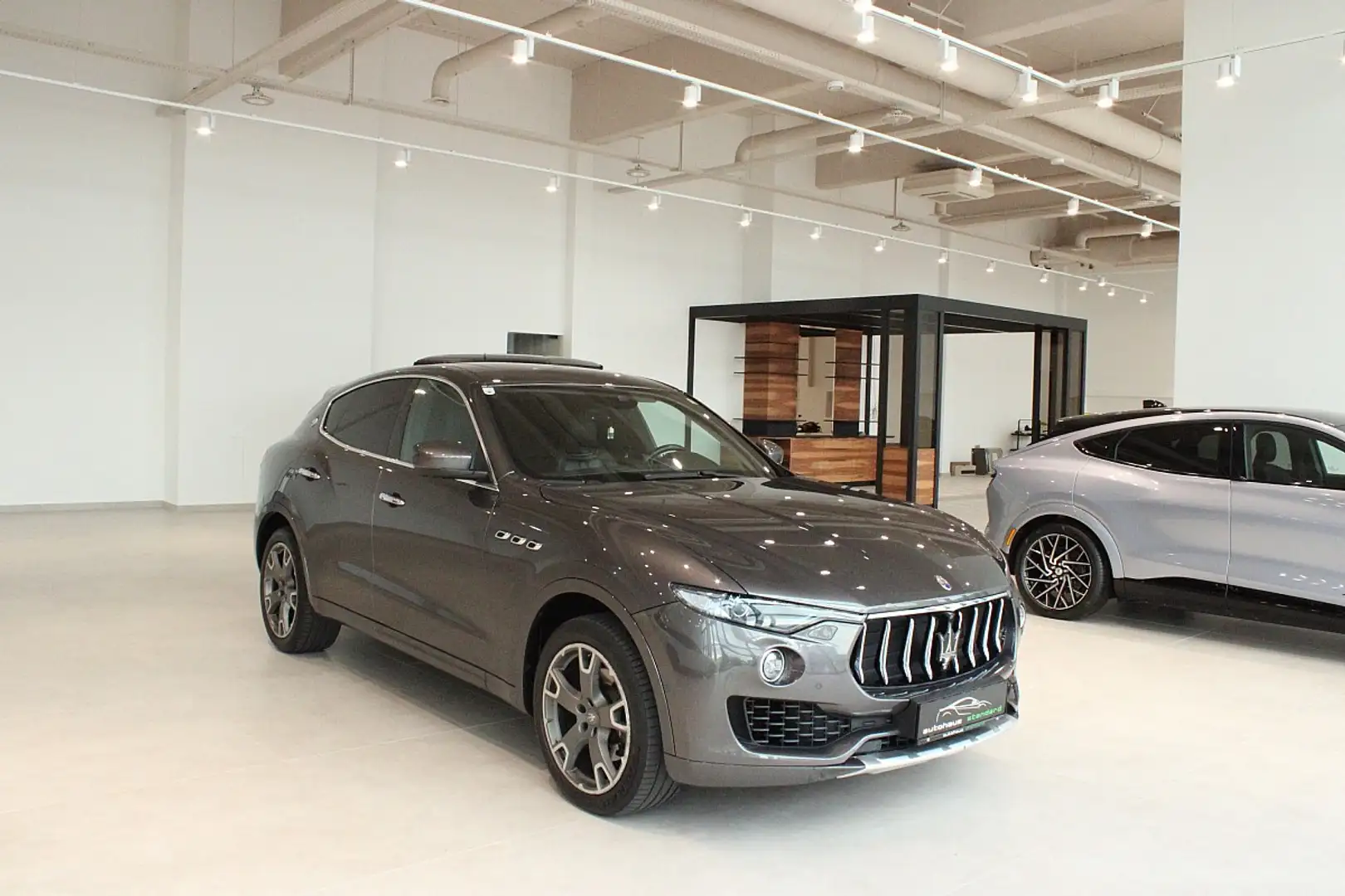Maserati Levante Diesel Q4 **Tolle Ausstattung** Gris - 1