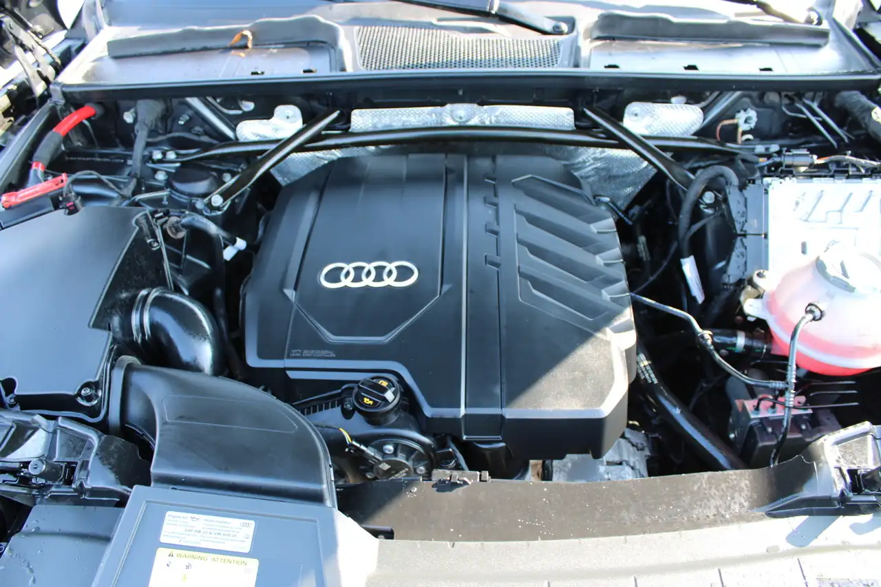Audi Q5 снимка Audi Q5