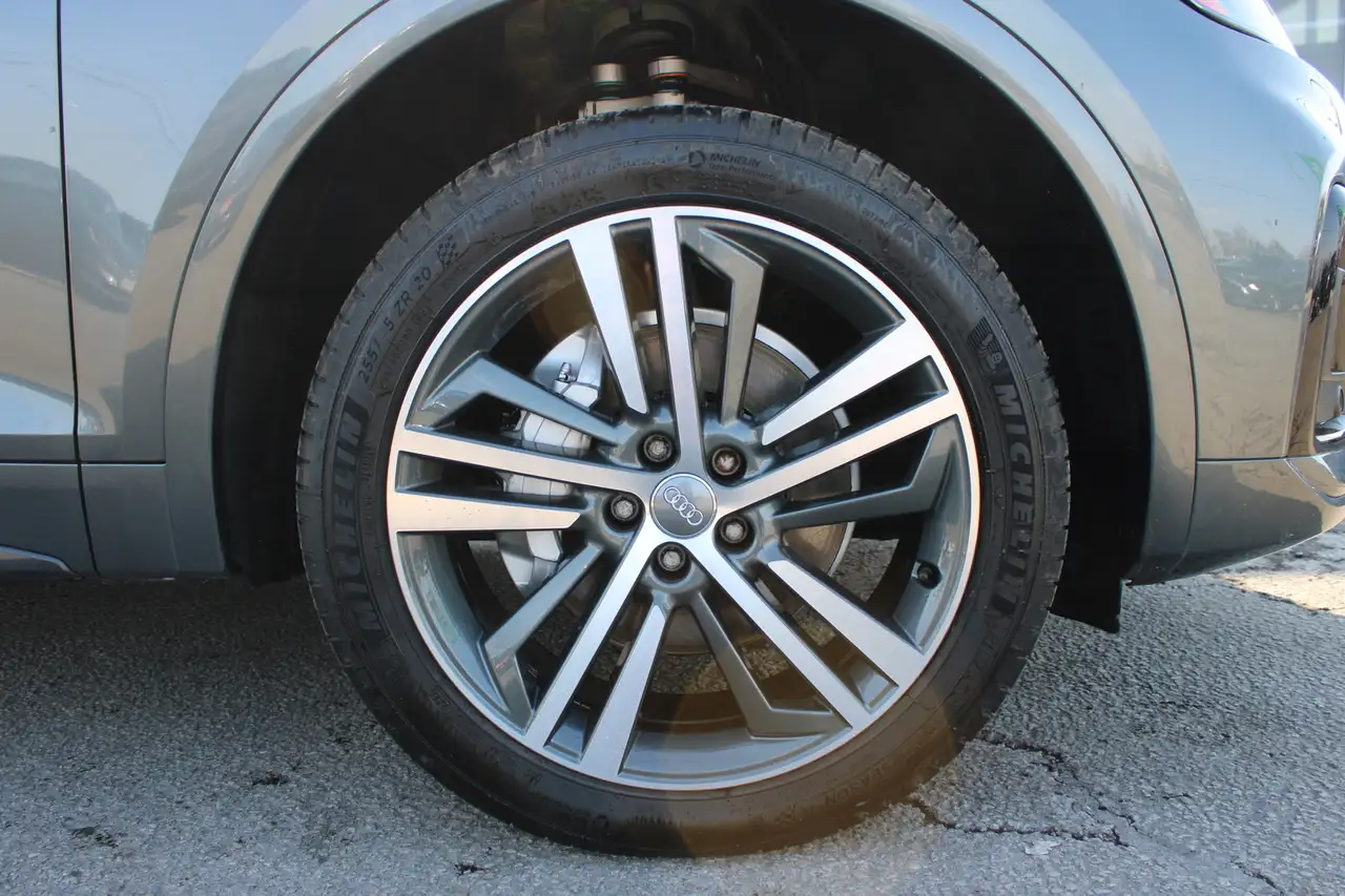 Audi Q5 снимка Audi Q5