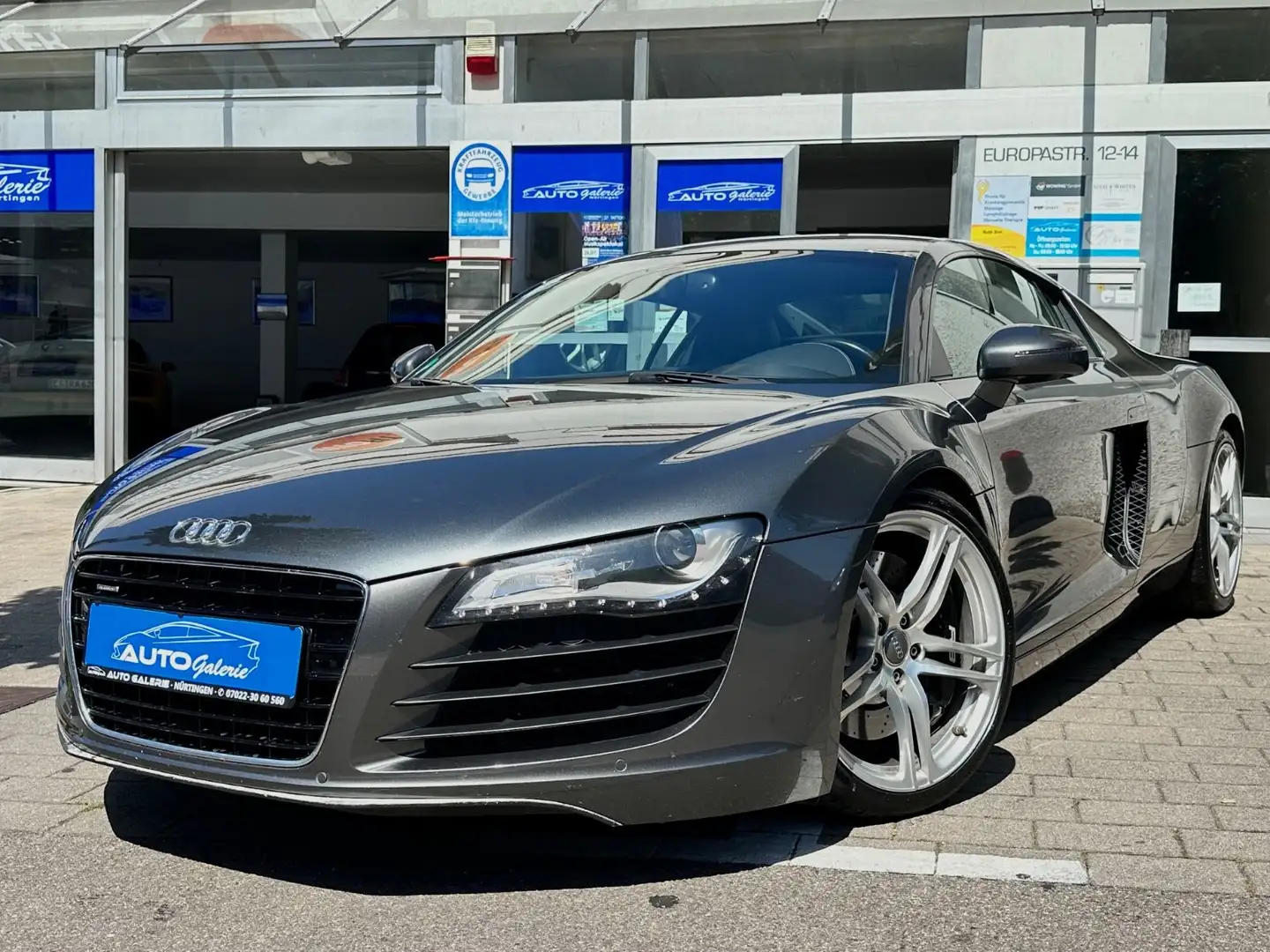 Audi R8 Coupe |DE-Fzg|II Hand|Carbon|B&O|M-Ride|Nappa Grau - 1