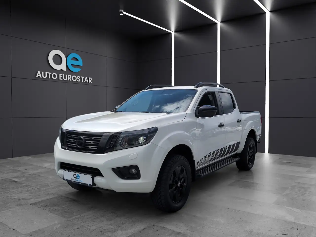 Nissan NP300