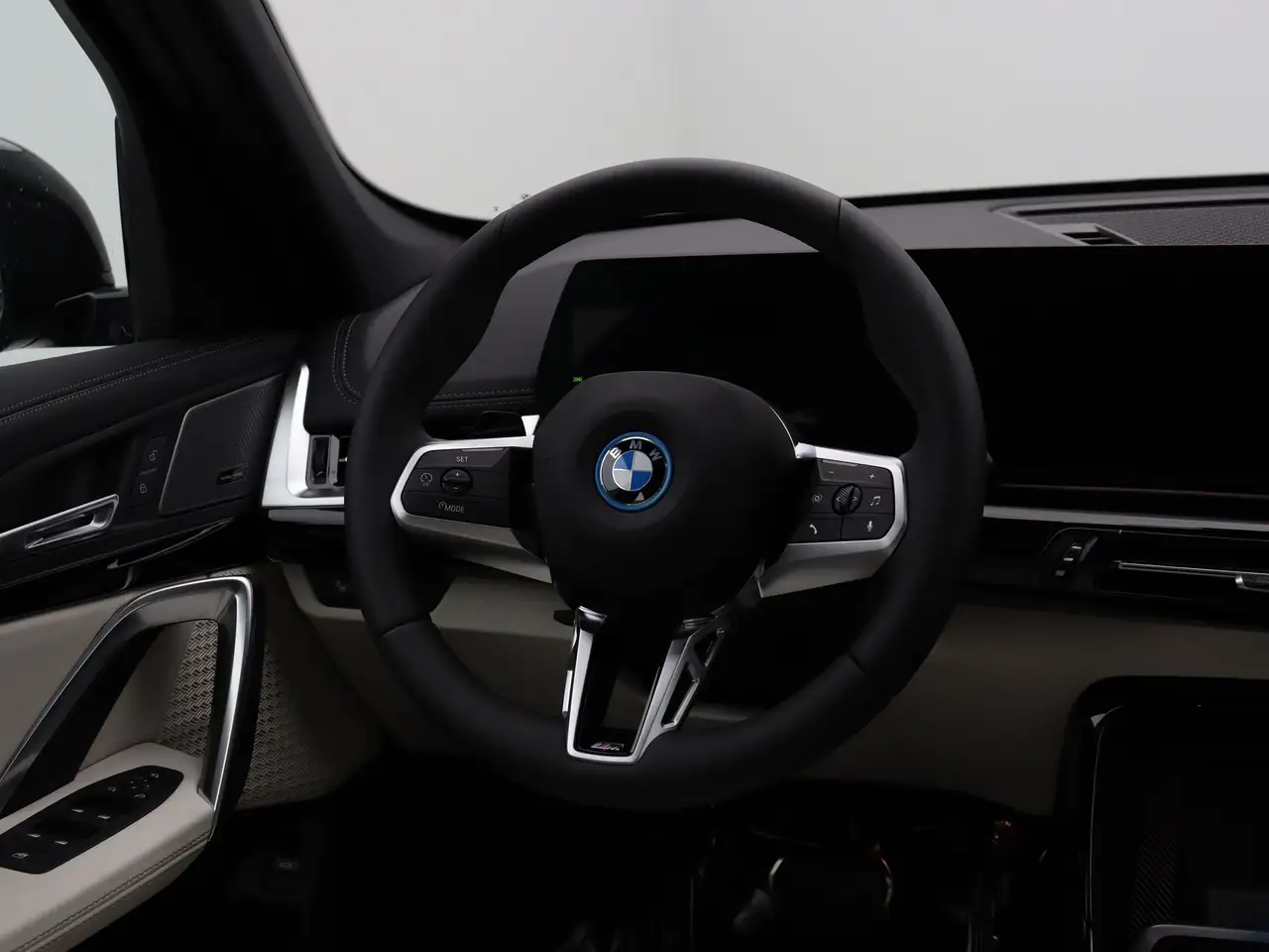 BMW iX1 2026
