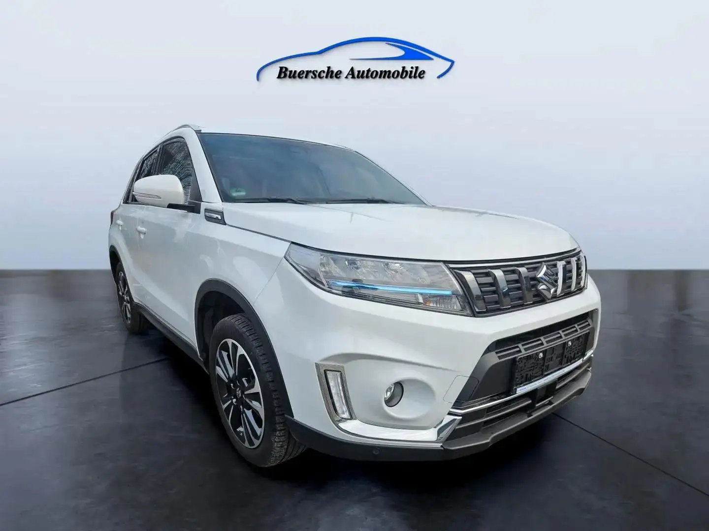 Suzuki Vitara 1.4 Mild-Hybrid Comfort+ 4x4 Automatik Blanc - 1