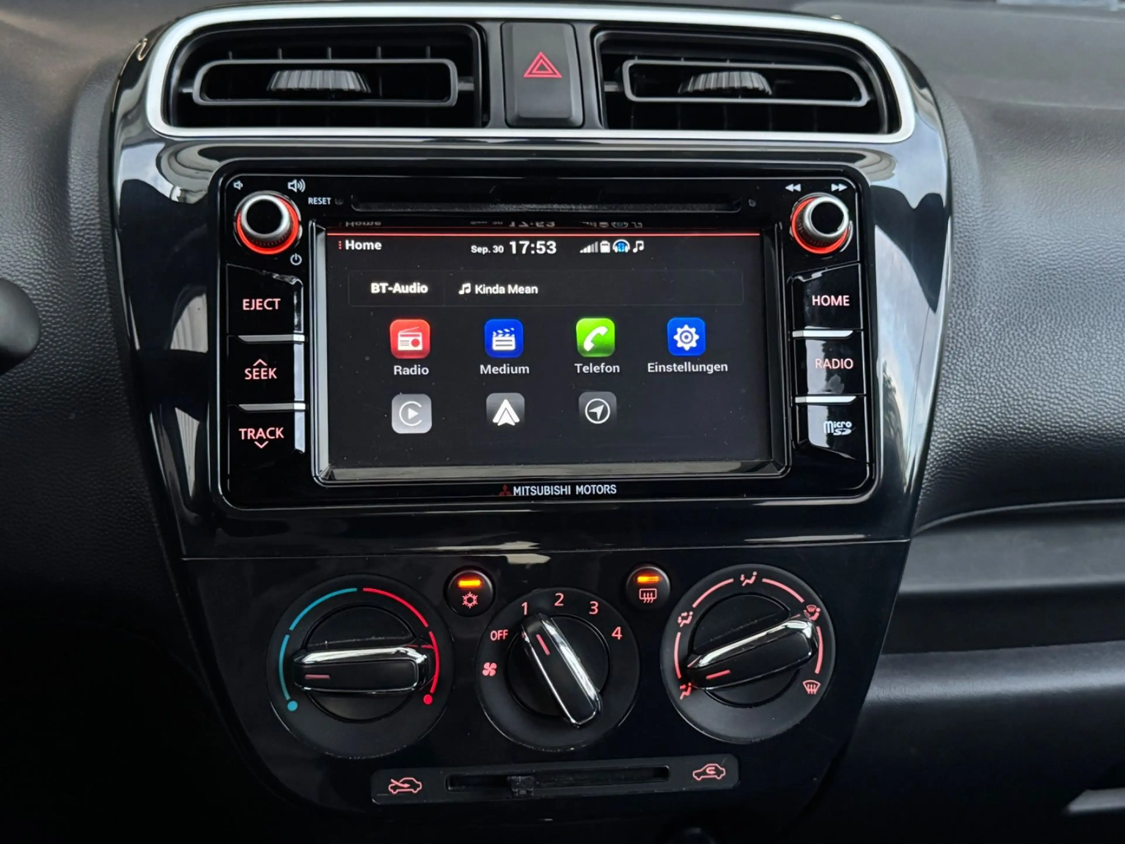 Mitsubishi Space Star Diamant Edition+ Automatik SHZ Klima — photo 14