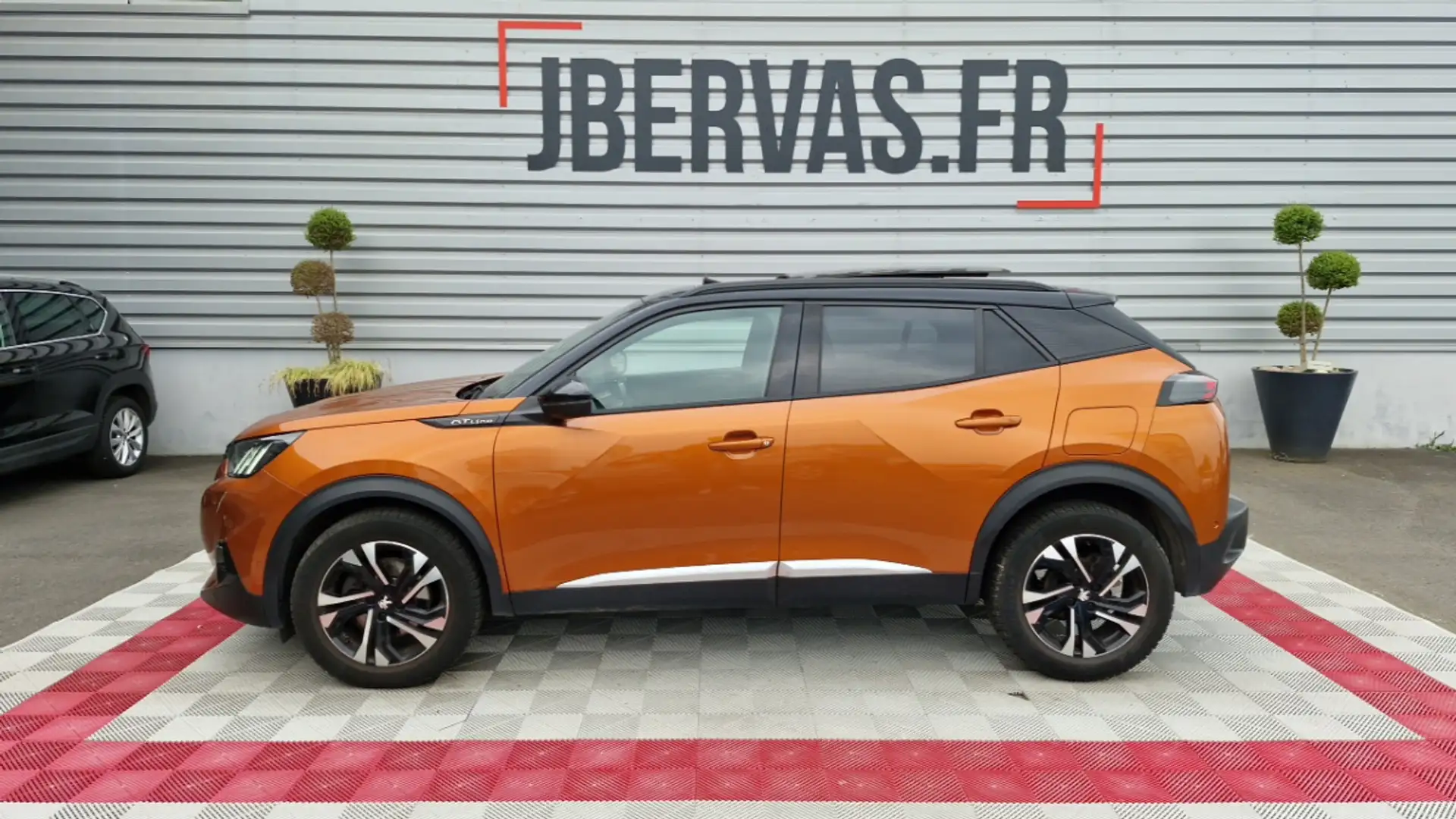 Peugeot 2008 BLUEHDI 130 SS EAT8 GT LINE Orange - 1