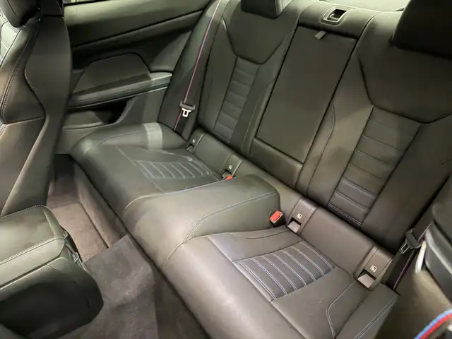 BMW 4 Series view 11