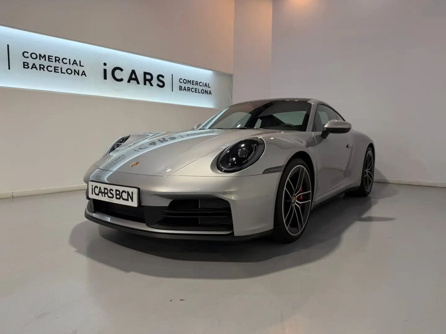 Porsche Carrera GT 4S Grau - 1