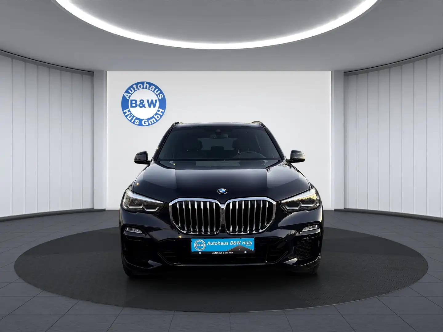 BMW X5 xDrive 30 d M Sport*HuD*AHK*PANO* Schwarz - 2
