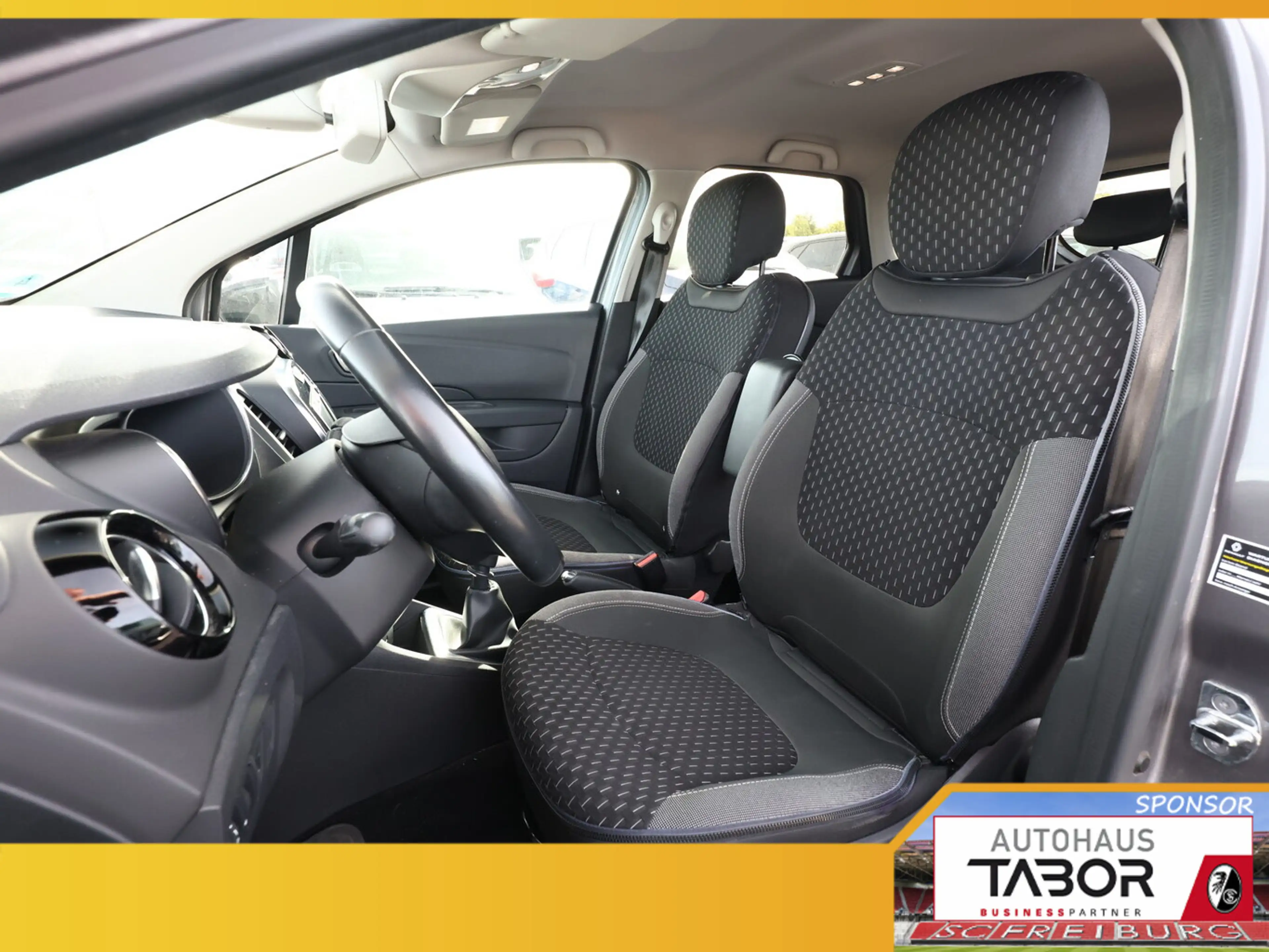 Renault Captur 1.3 TCe 130 Collection LED Nav PremiumP — photo 6