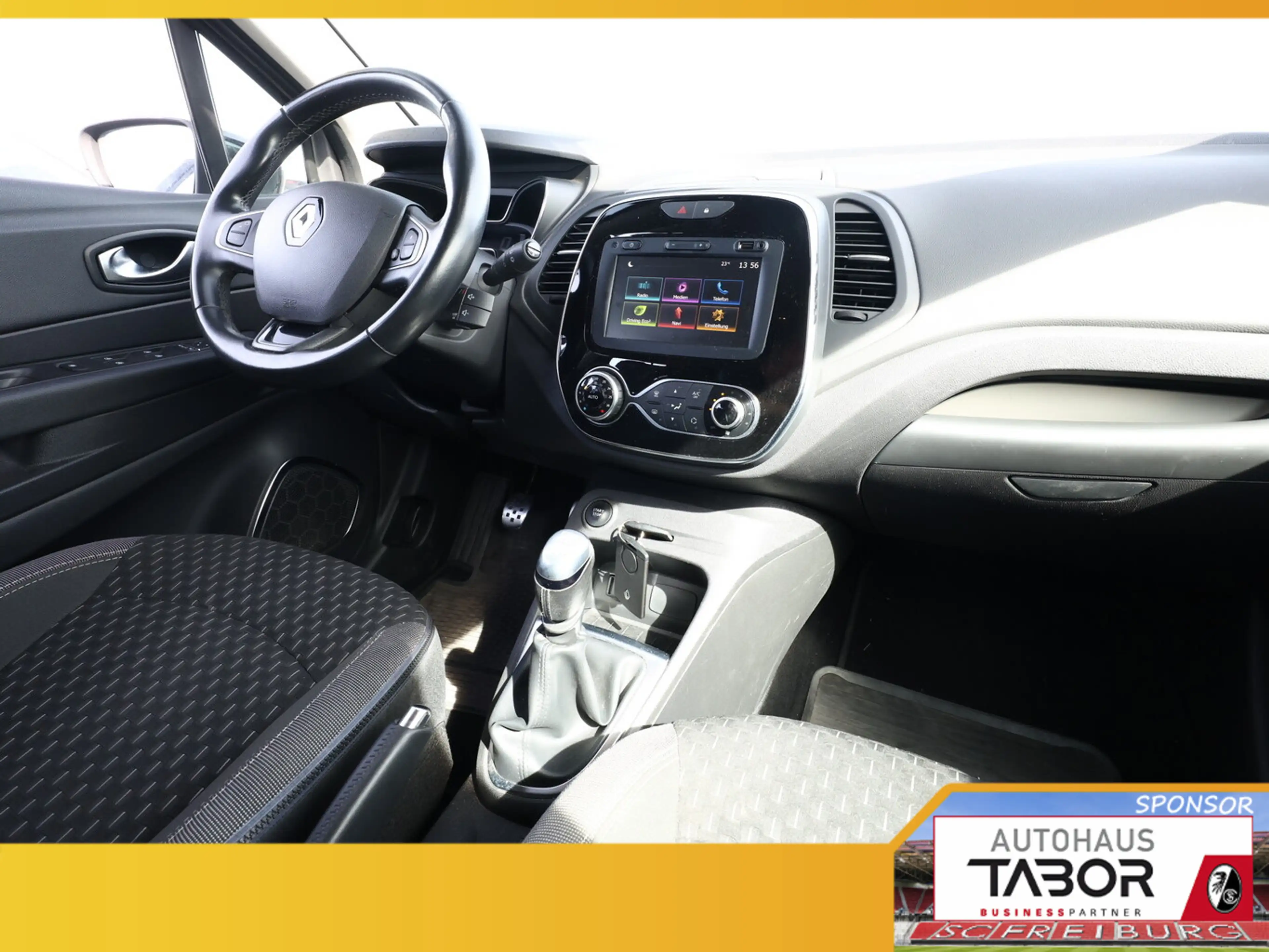 Renault Captur 1.3 TCe 130 Collection LED Nav PremiumP — photo 9