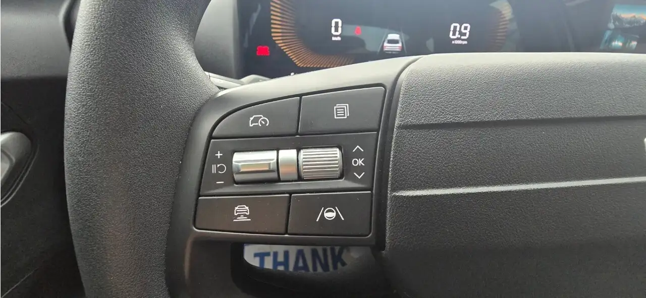 Kia K4 снимка Kia K4