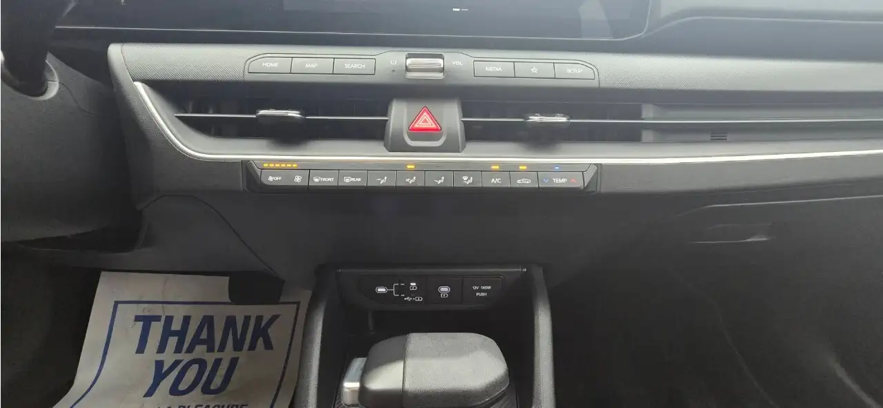 Kia K4 снимка Kia K4