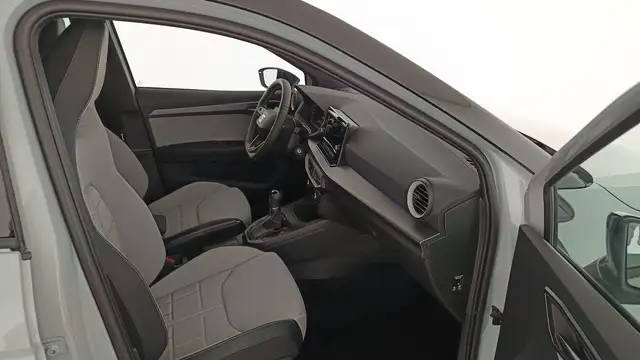 SEAT Arona view 10