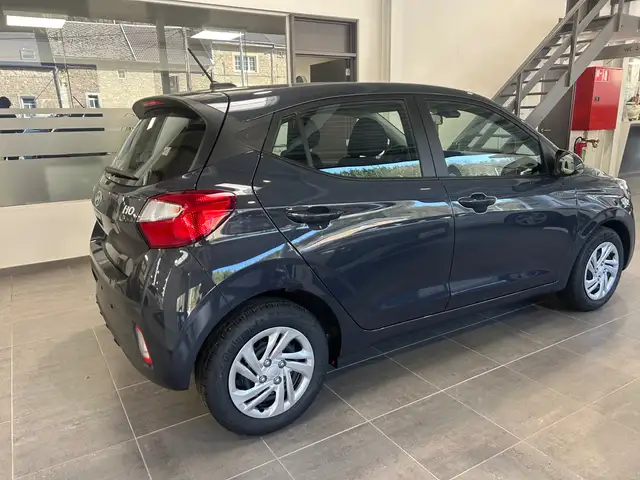 Hyundai I10 view 4
