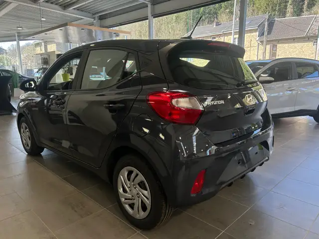 Hyundai I10 view 6