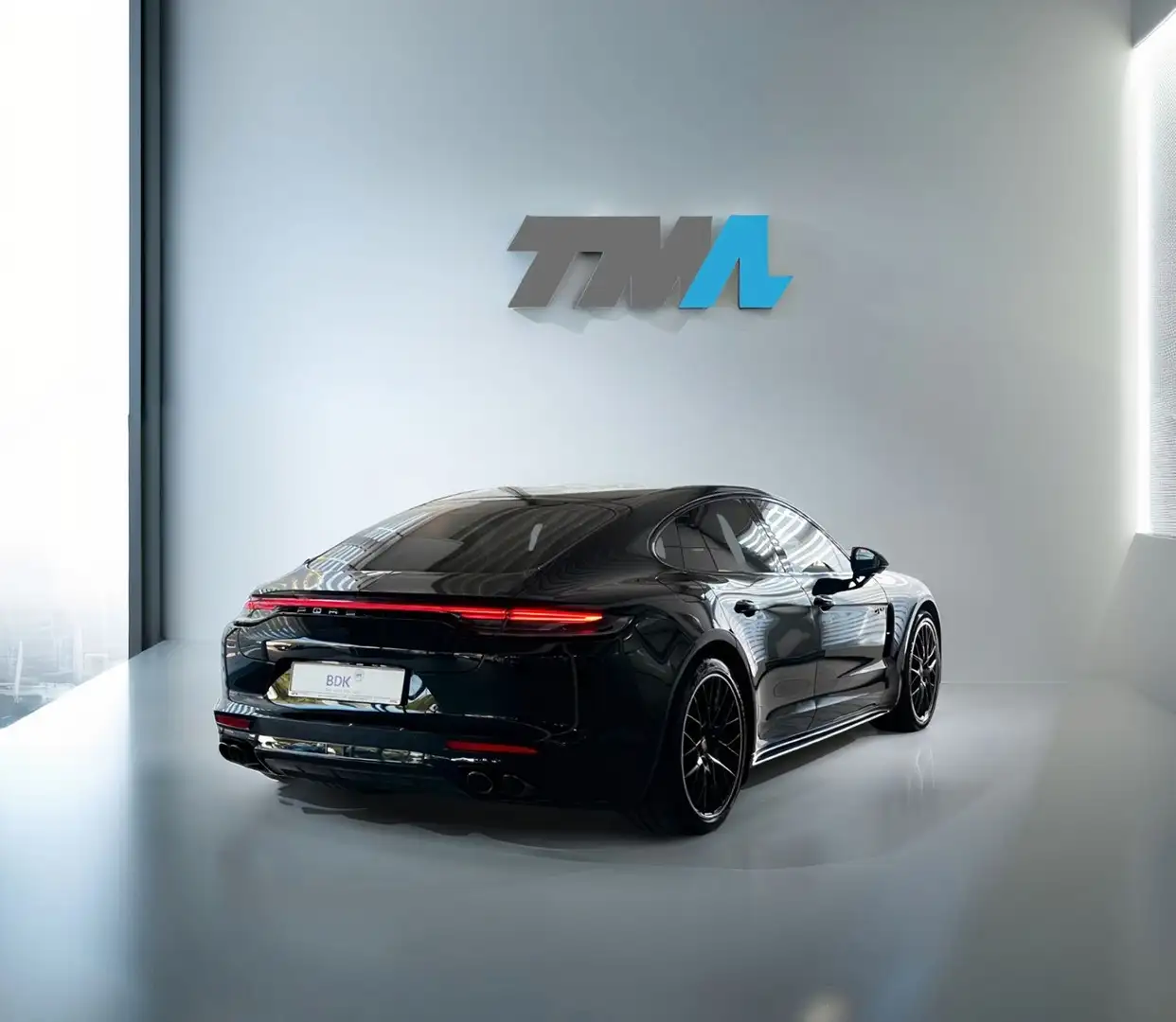 Porsche Panamera Turbo S E-Hybrid Burmester Schwarz - 2