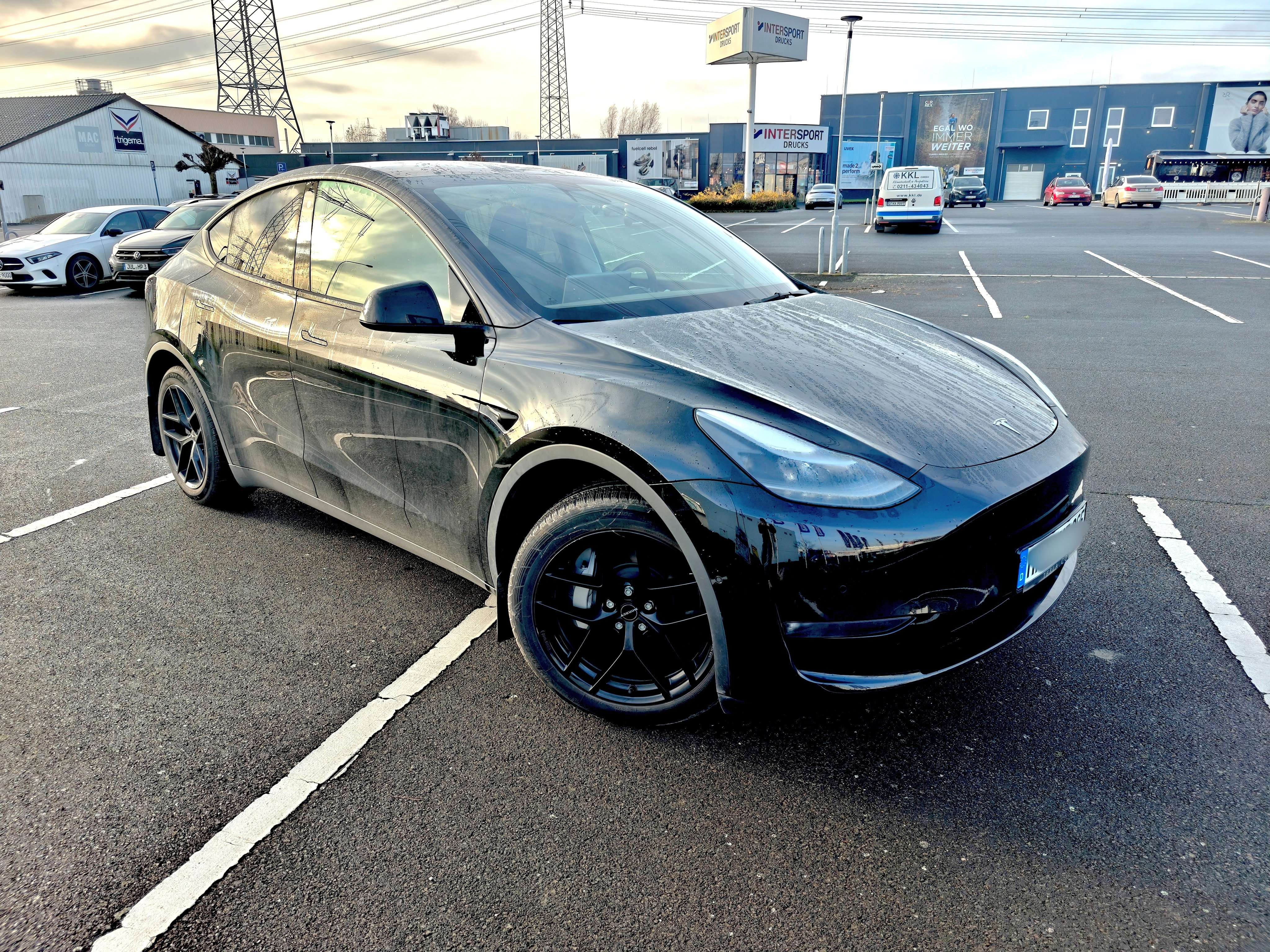 Second hand Tesla Model Y electro