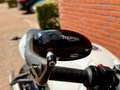 Triumph Speed Triple 1050 ABS | 2015 | NIEUWSTAAT! 23700 KM | VOL ONDERHOUD Wit - thumbnail 18