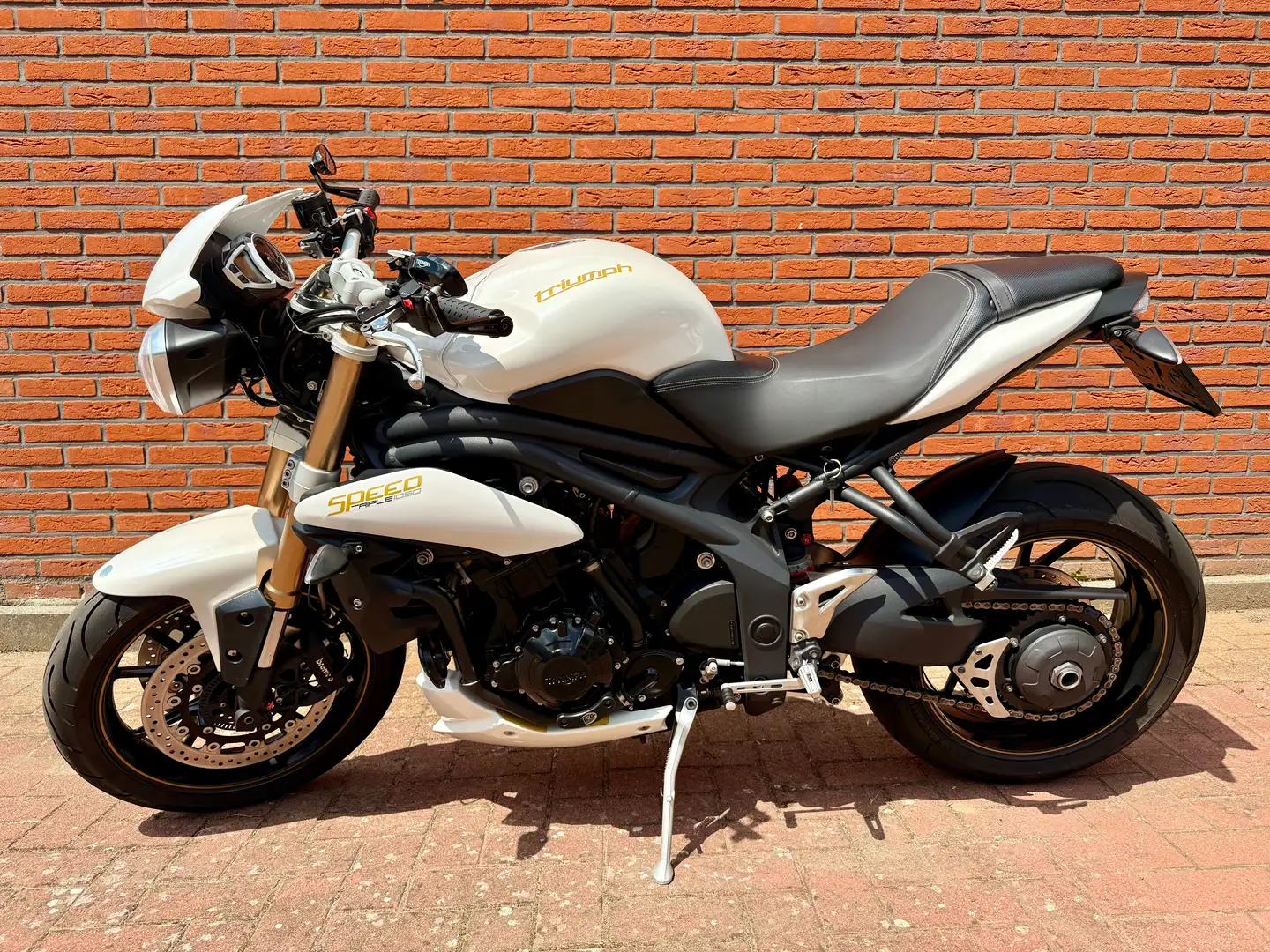 Triumph Speed Triple 1050 ABS | 2015 | NIEUWSTAAT! 23700 KM | VOL ONDERHOUD Wit - 2