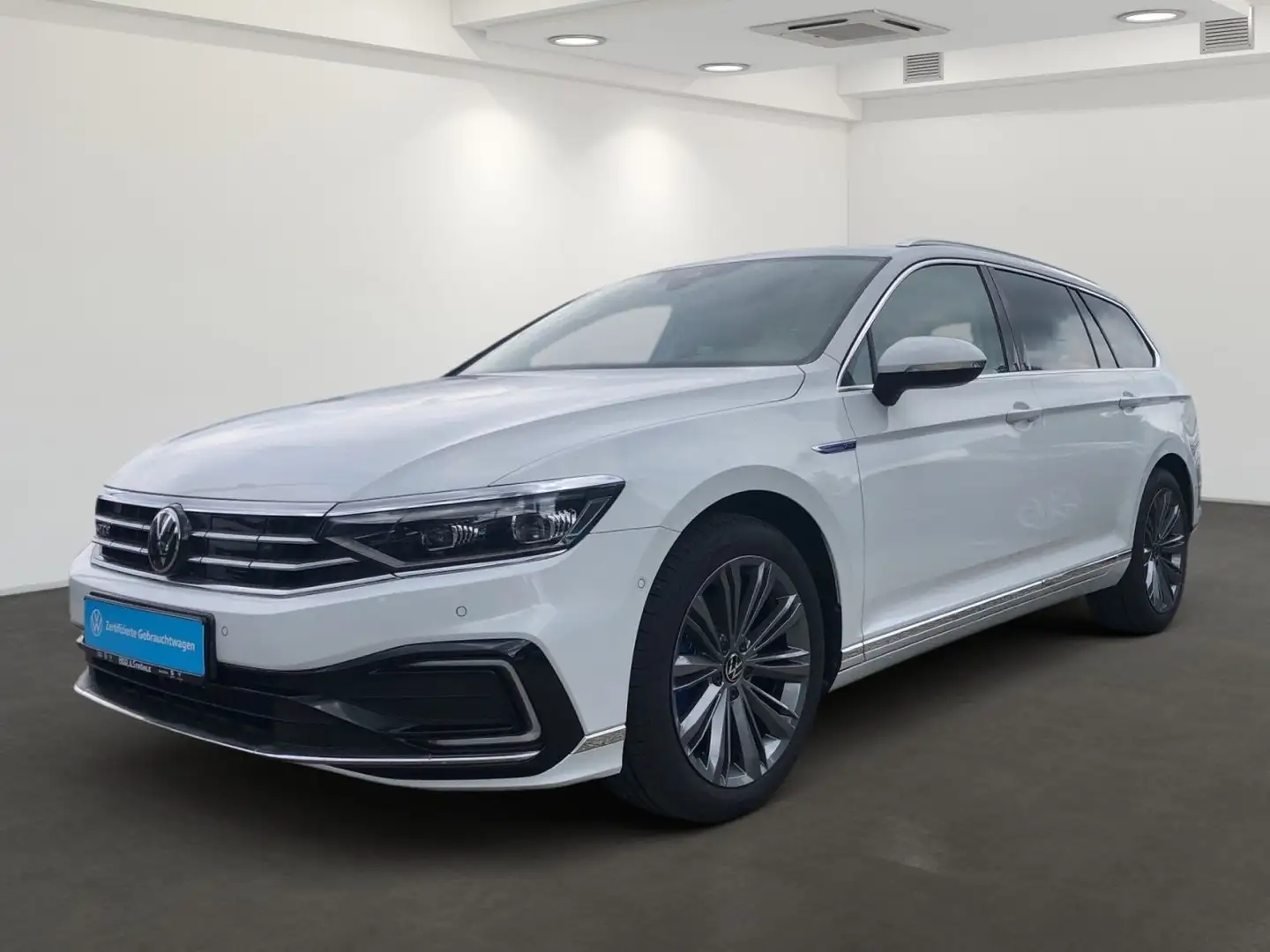 Volkswagen Passat Variant GTE 1.4 eHybrid DSG IQ NAV AHK 18 Weiß - 2