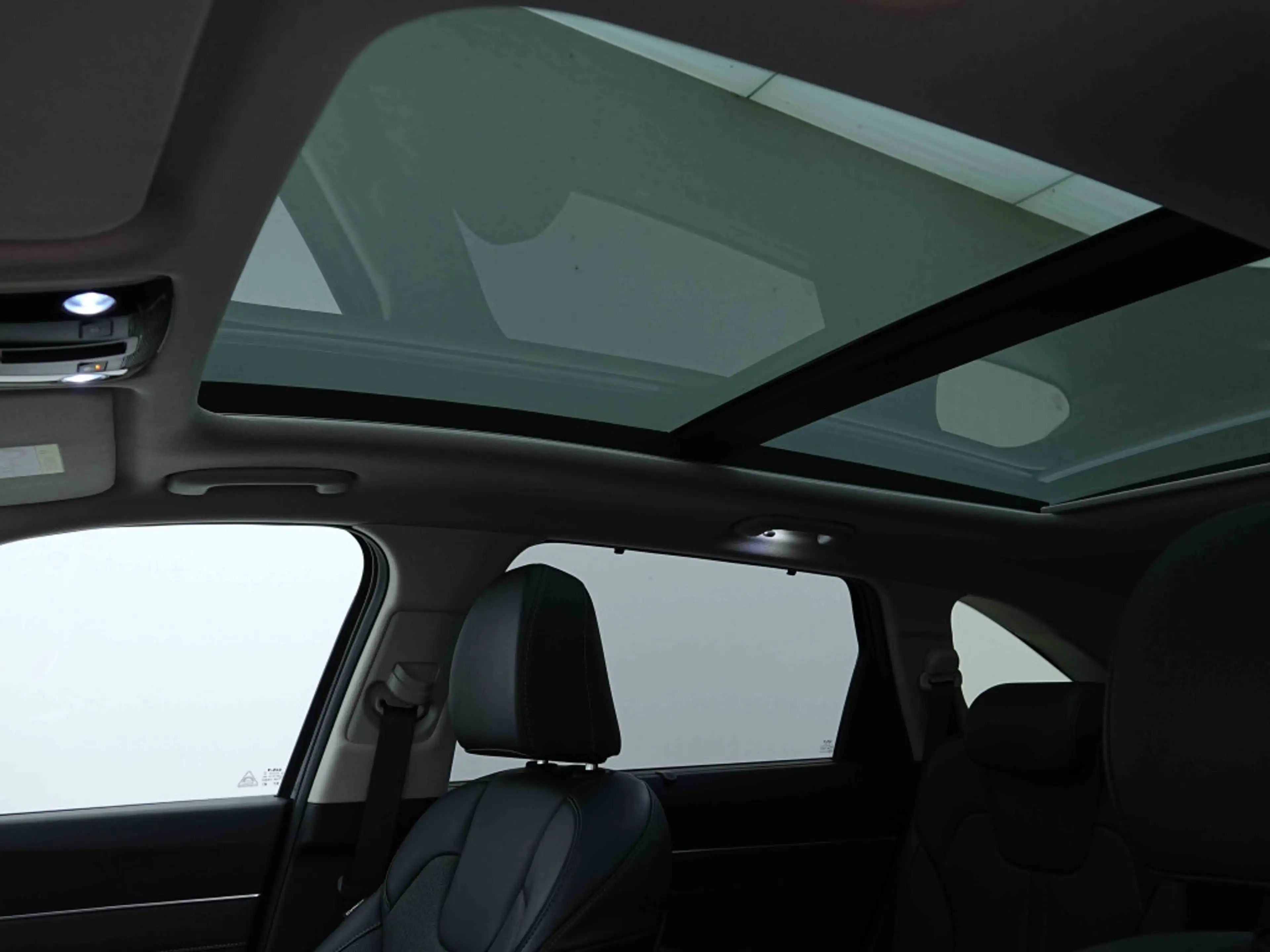 Kia Sorento PHEV 265 AWD Pace 7PL | PANO | Leather | GPS — photo 10