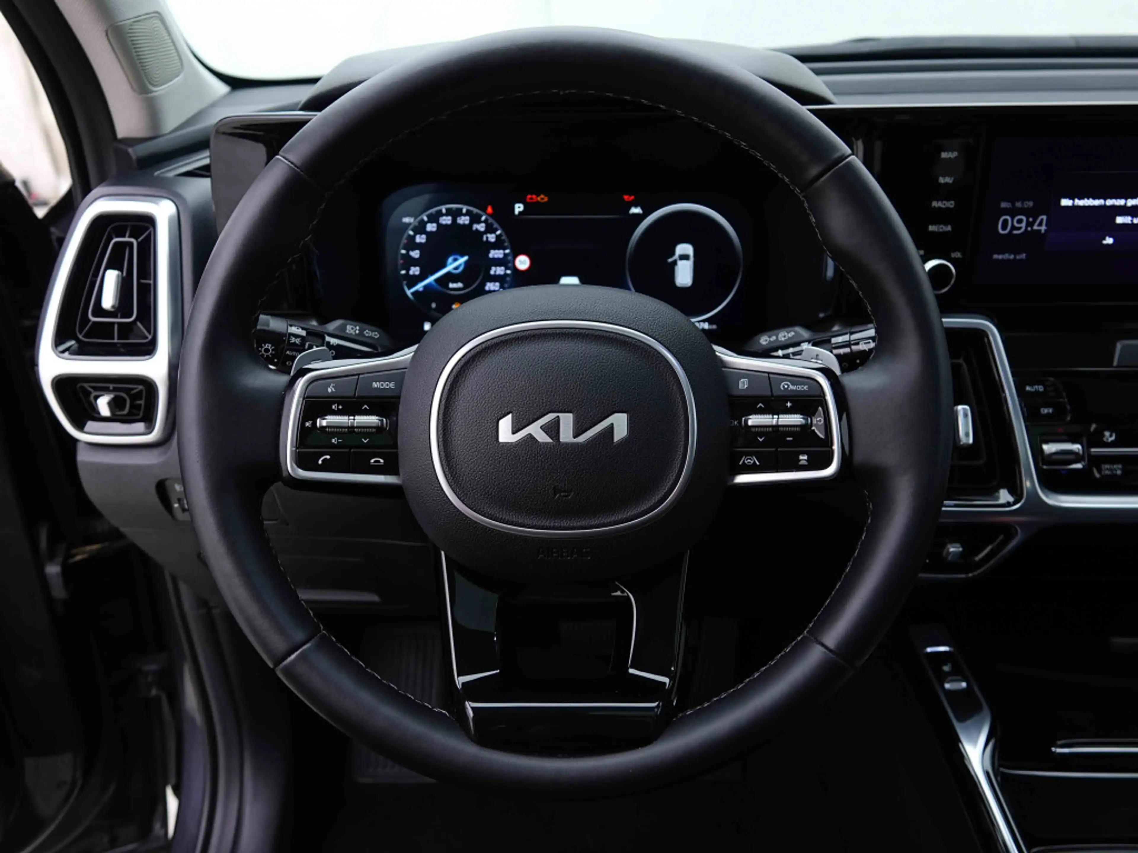 Kia Sorento PHEV 265 AWD Pace 7PL | PANO | Leather | GPS — photo 11