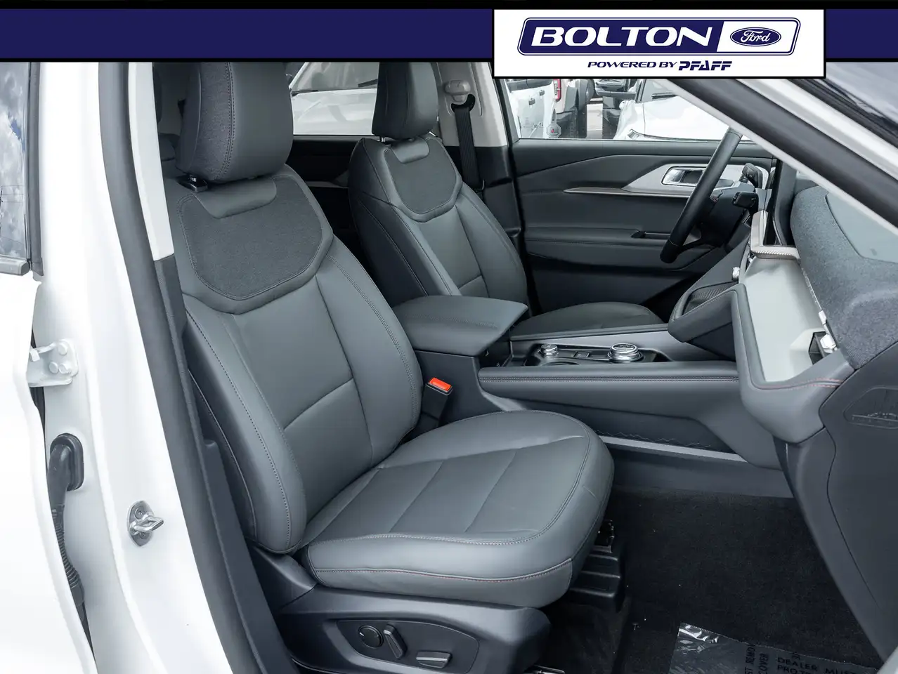 Ford Explorer photo Ford Explorer