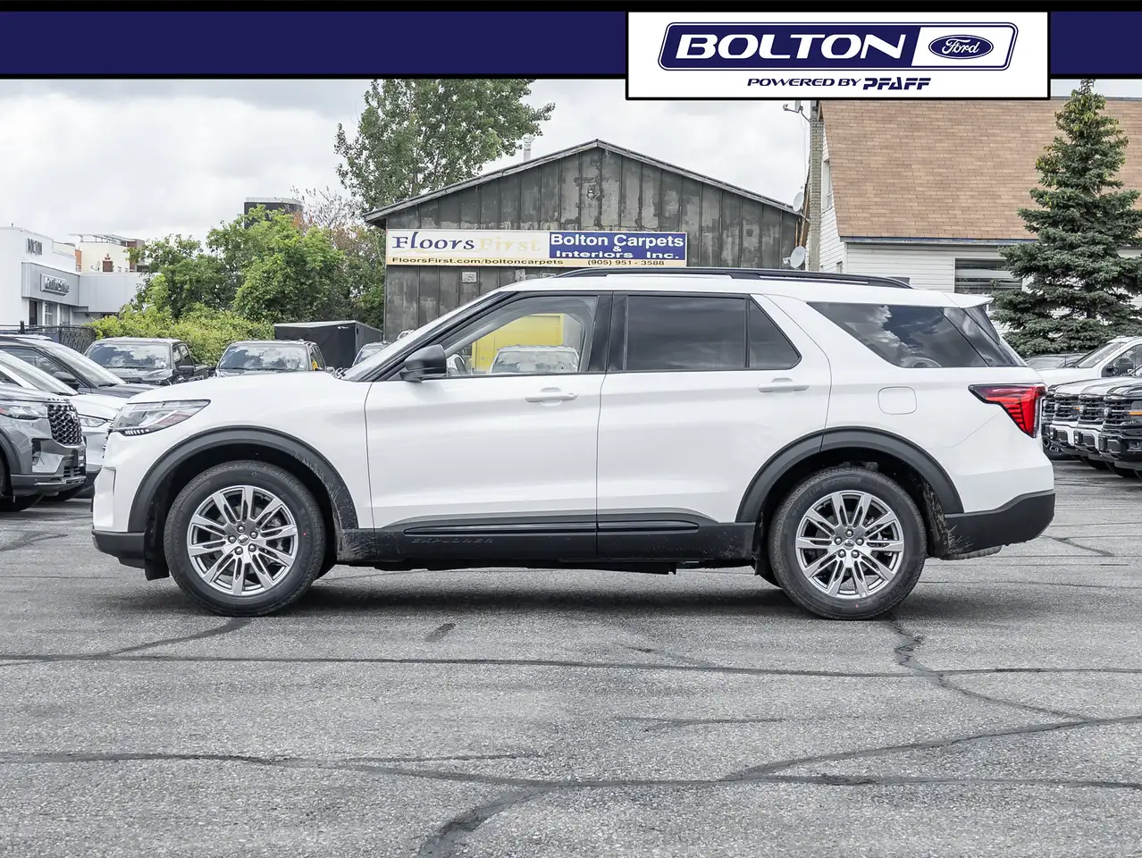 Ford Explorer photo Ford Explorer