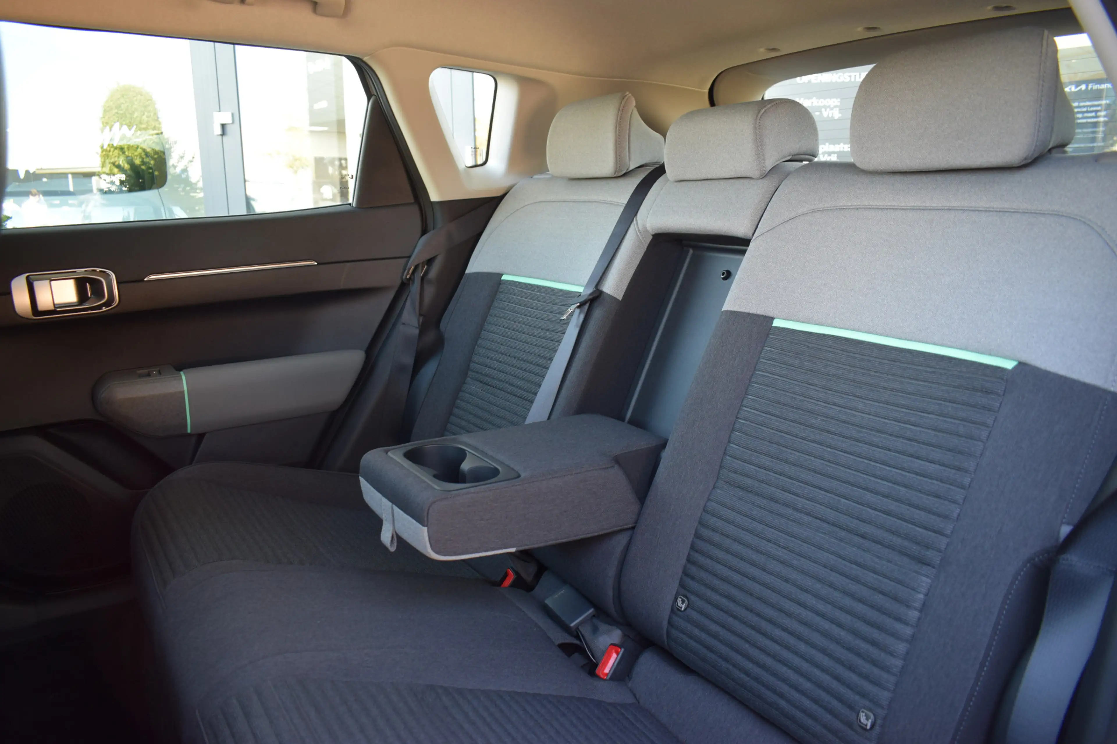 Kia EV4 Air 58.3 kWh | Stoel-/ Stuurverwarming | Adaptieve — photo 8
