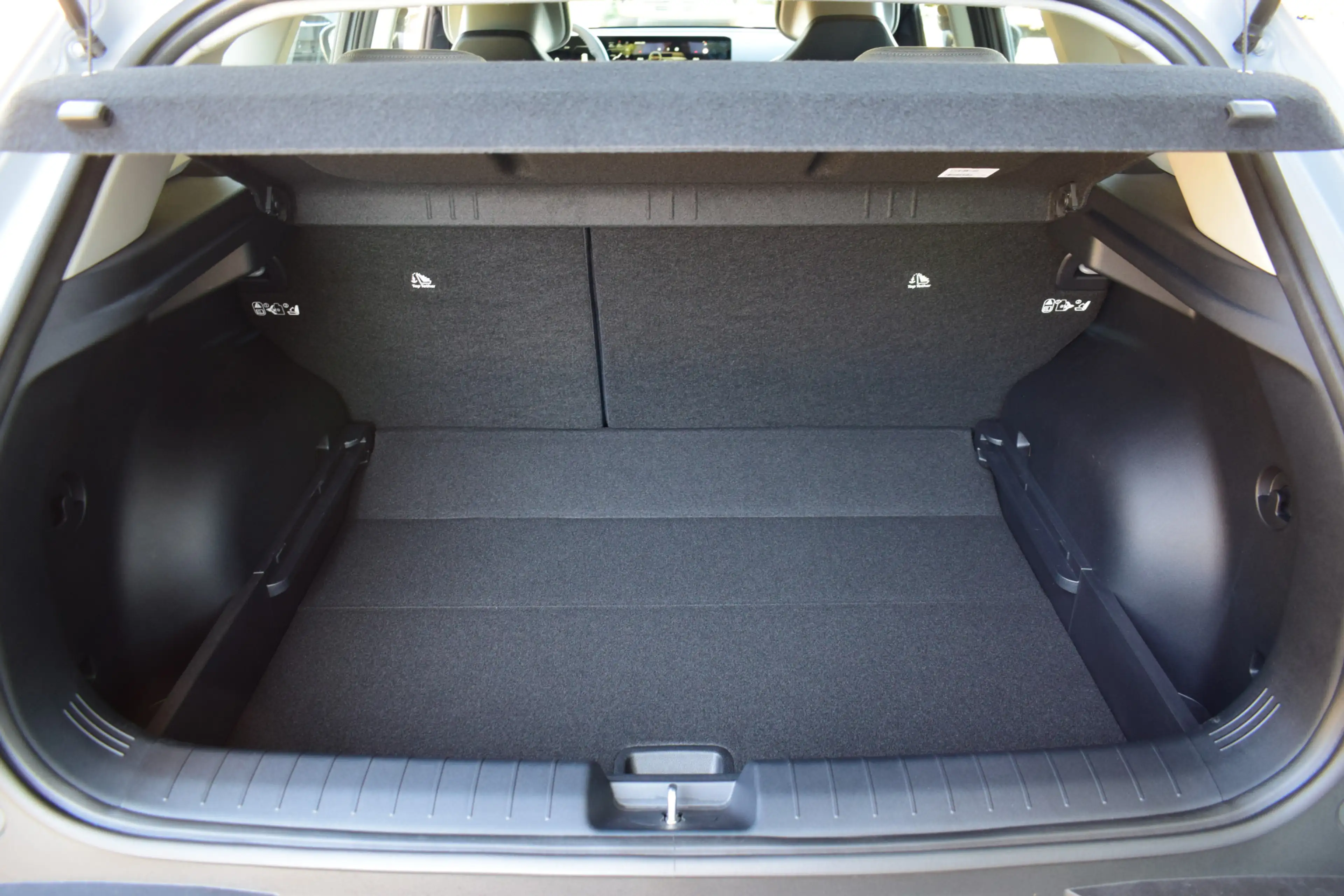 Kia EV4 Air 58.3 kWh | Stoel-/ Stuurverwarming | Adaptieve — photo 9