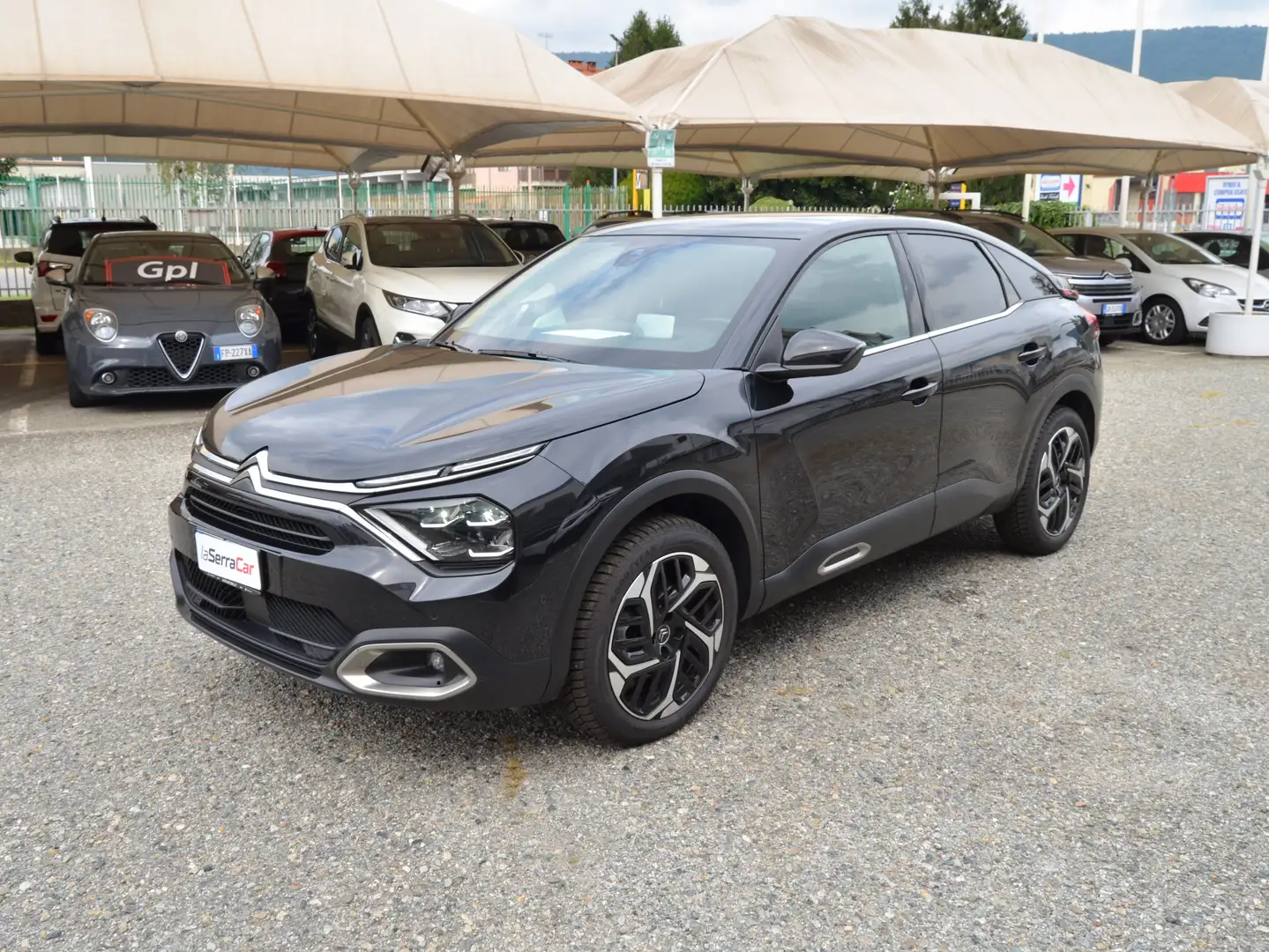 Citroen C4 C4 1.2 puretech Shine EAT8 130CV Nero - 2