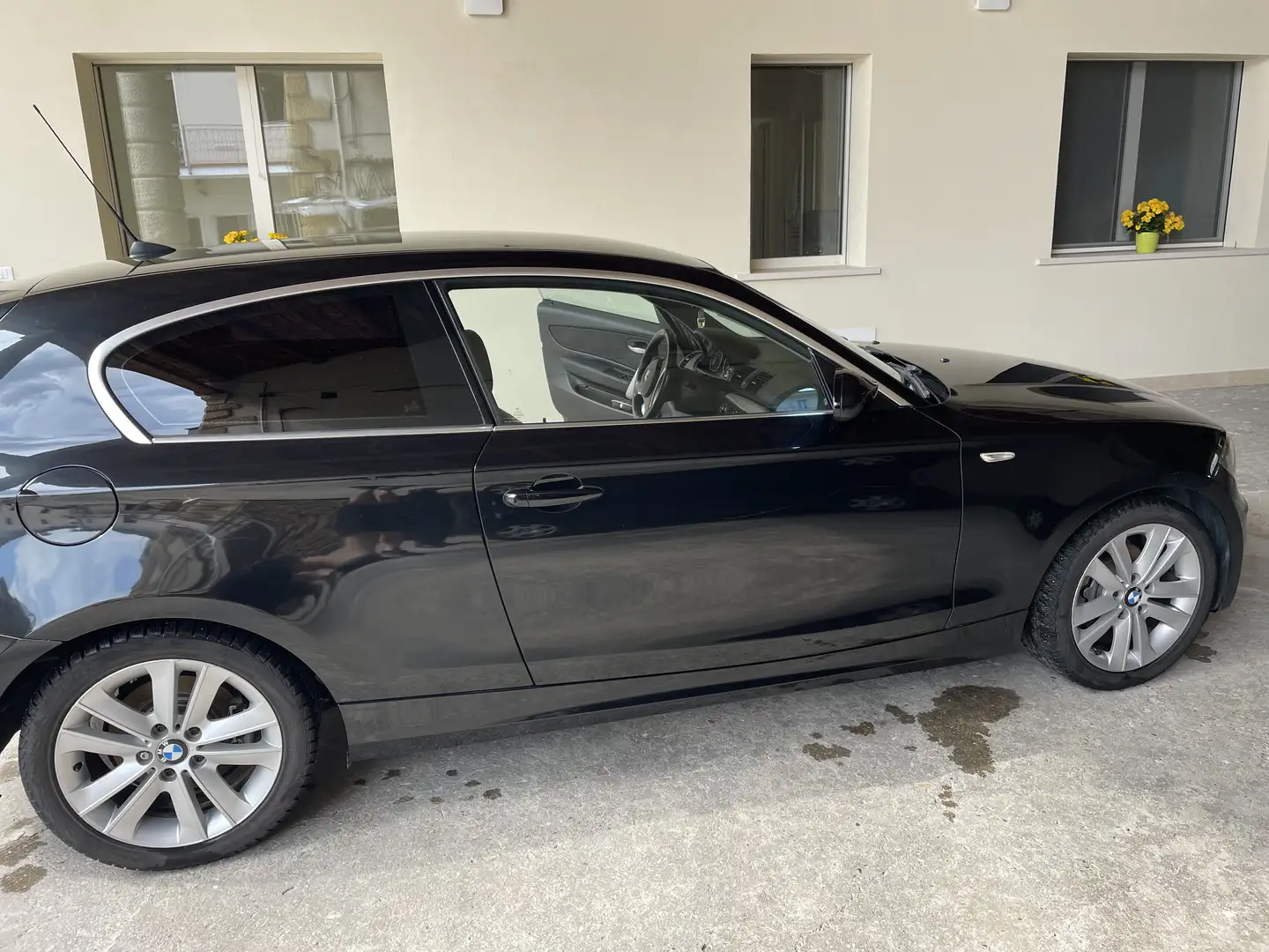 BMW 118 118d 3p 2.0 Futura 143cv dpf - 2