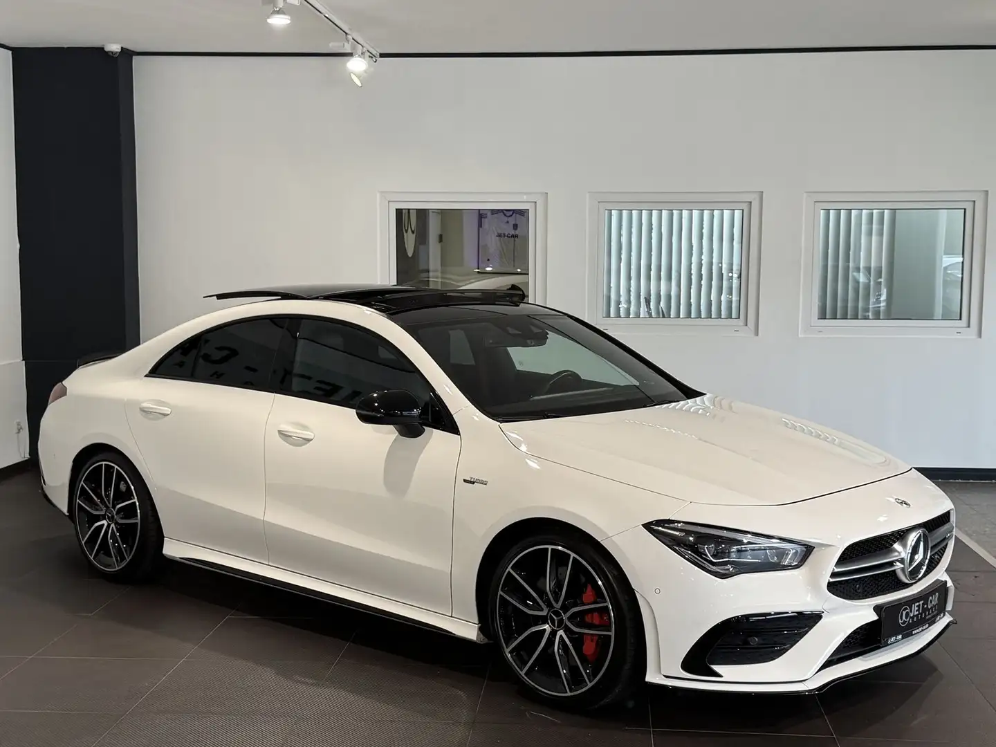 Mercedes-Benz CLA 35 AMG 4M. *Aero-Pano-Burmester-Kamera-19"* Weiß - 2