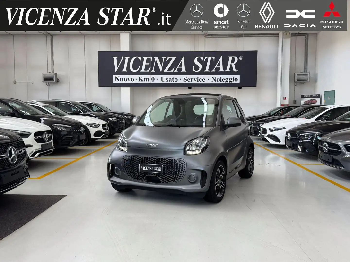 smart forTwo EQ FORTWO CABRIO 41KW Gris - 1