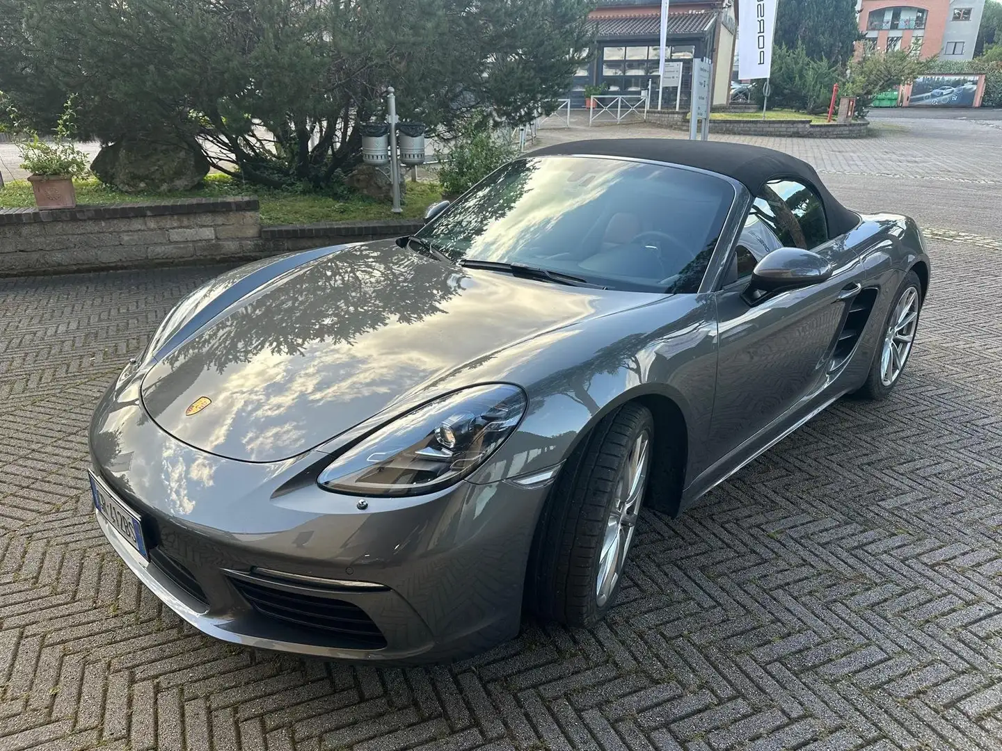 Porsche 718 718 Boxster IV 2016 718 2.0 300cv pdk Серый - 1