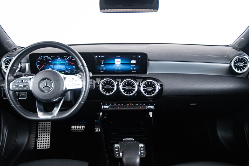 Mercedes-Benz CLA 250 Shooting Brake e AMG Line Panoramadak - Trekhaak - — photo 3