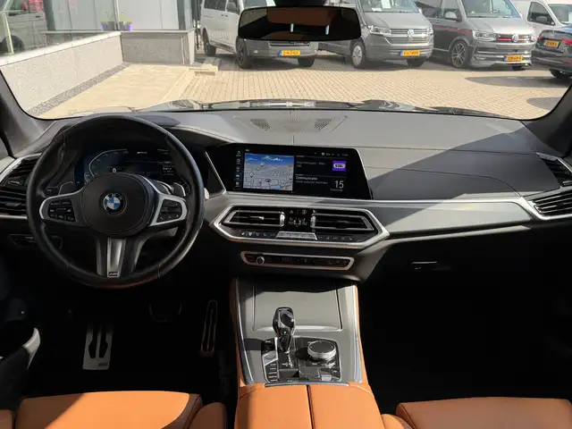 BMW X5 view 18