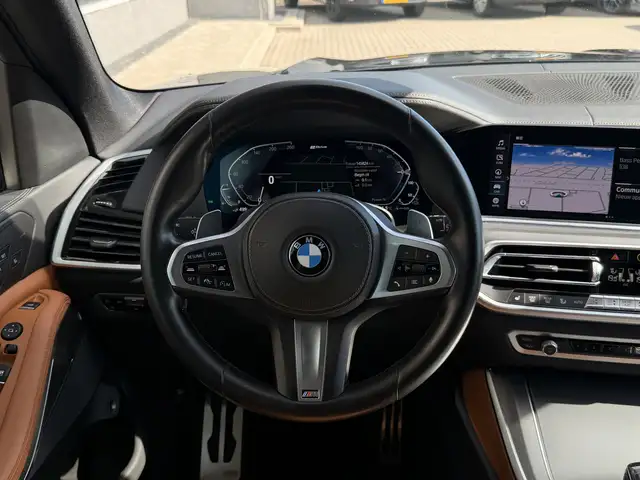 BMW X5 view 20