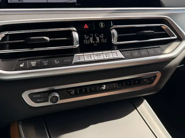 BMW X5 view 25