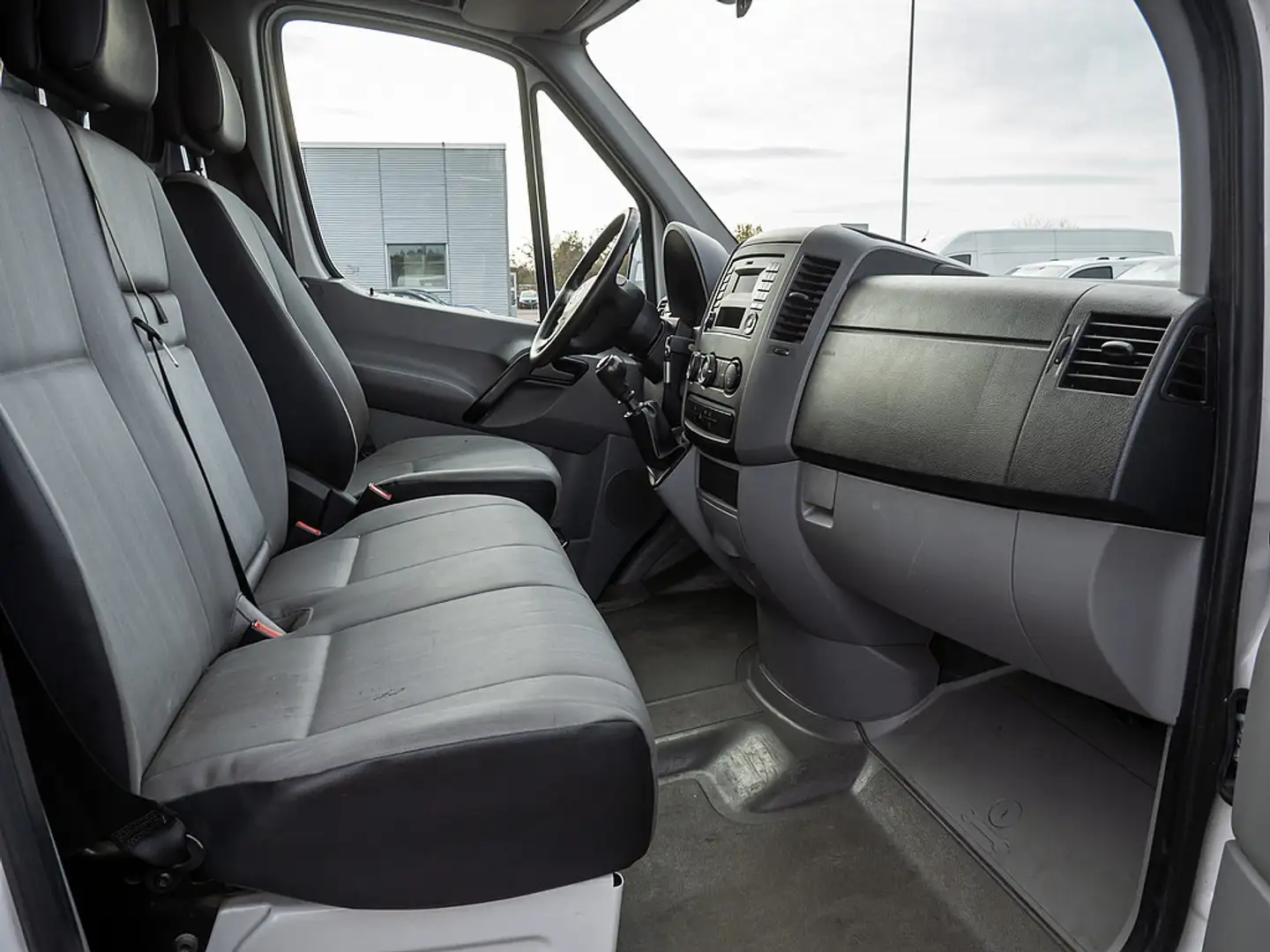 Volkswagen Crafter Kasten 2.0 TDI 35 mittel L2H2 Hochdach Blanco - 2