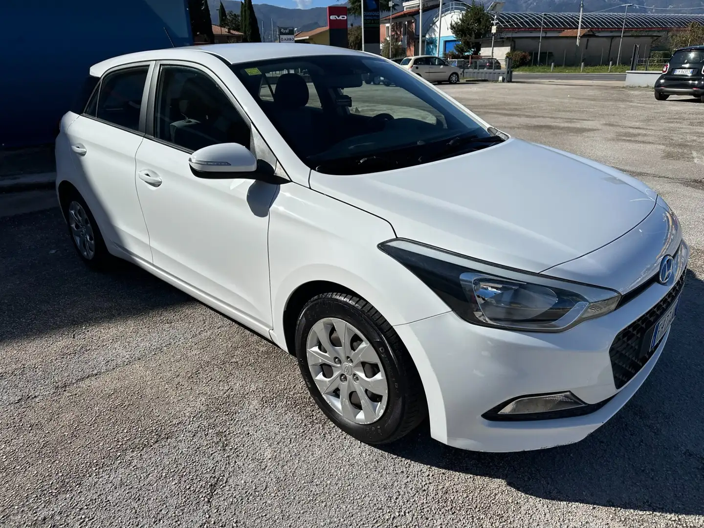 Hyundai i20 i20 1.2 5 porte Econext Classic Blanc - 1