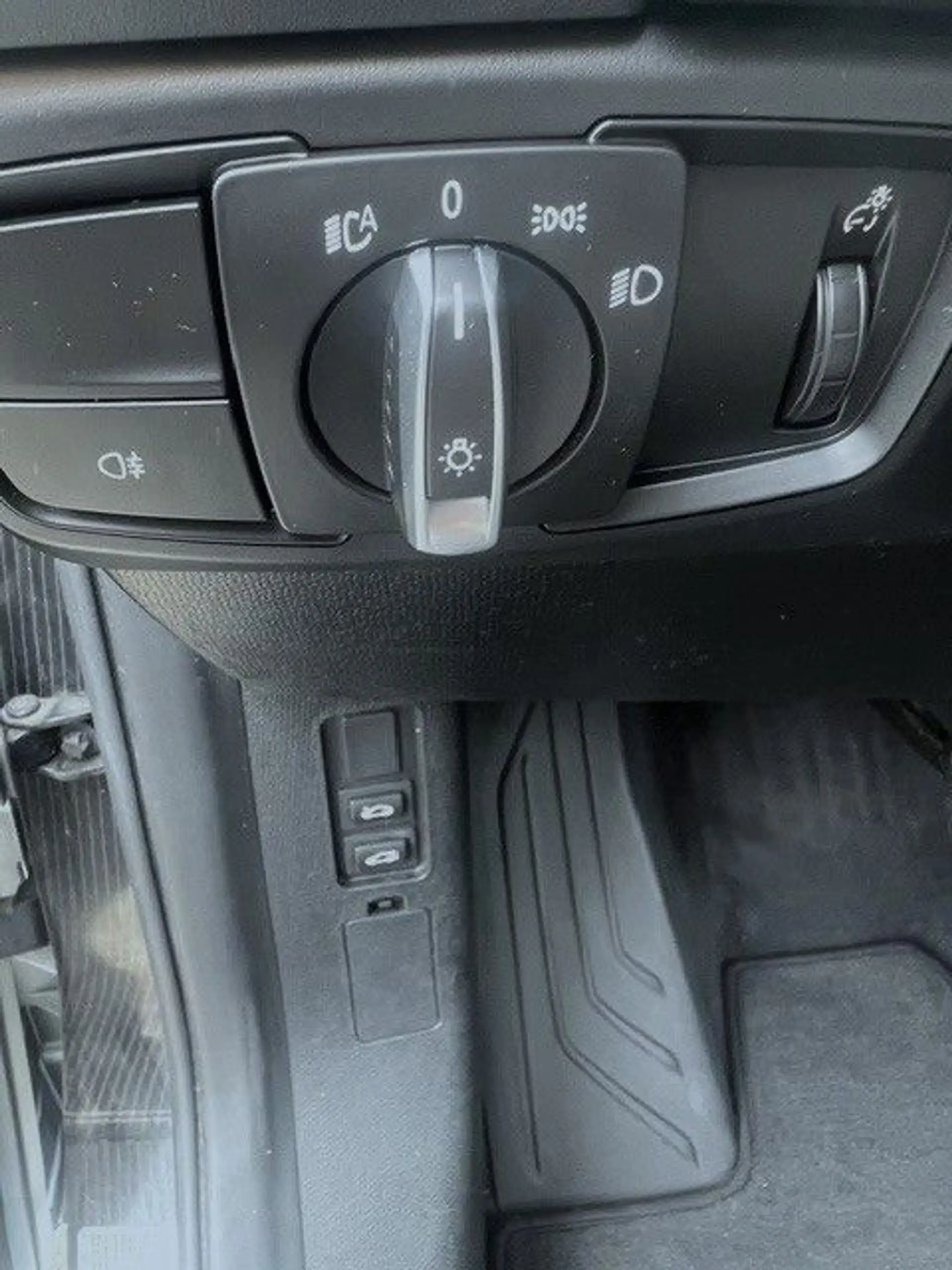 BMW i3 Sportpaket / Navi/Apple CarPlay / PDC-Kamera — photo 11