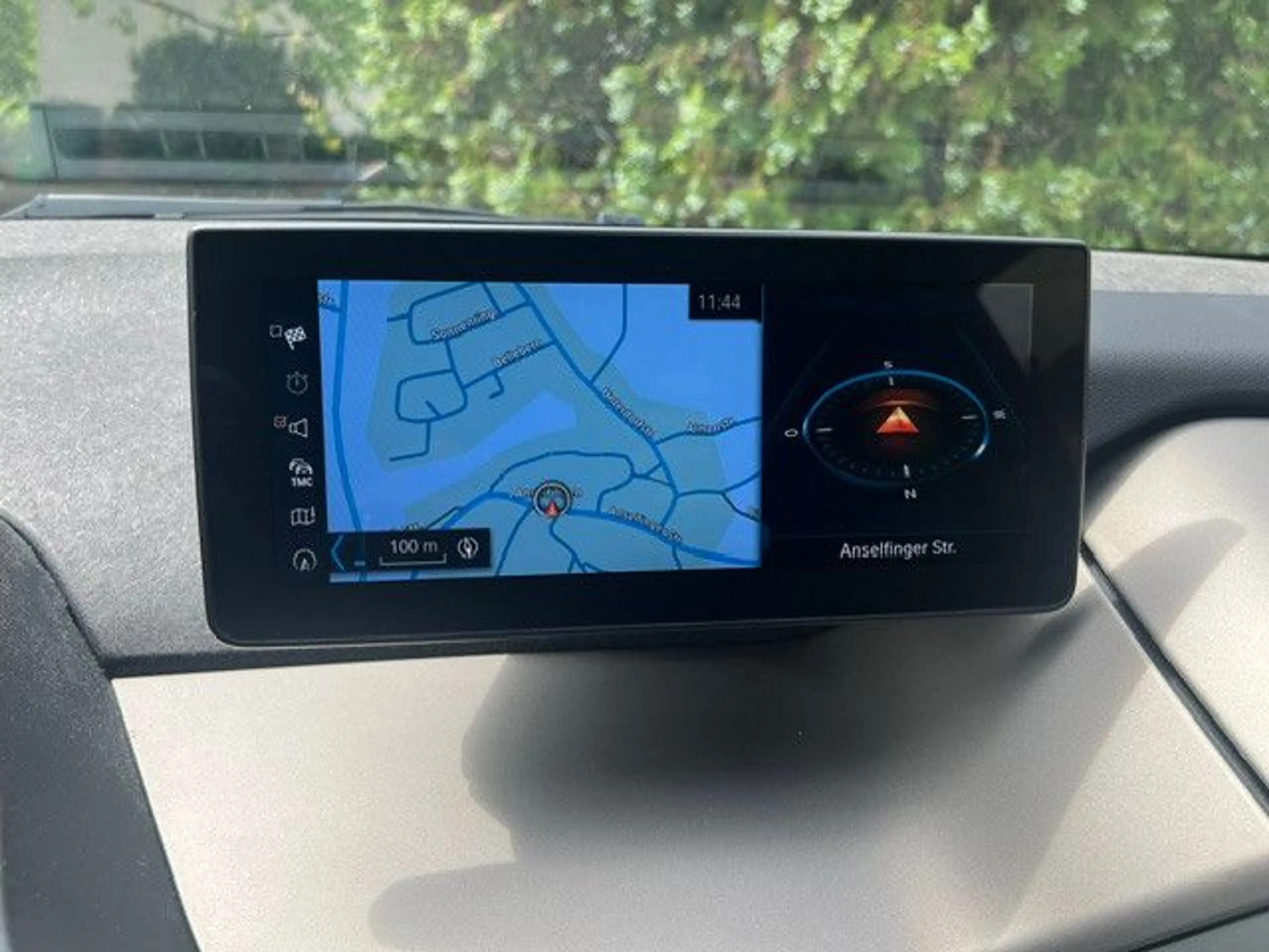 BMW i3 Sportpaket / Navi/Apple CarPlay / PDC-Kamera — photo 13