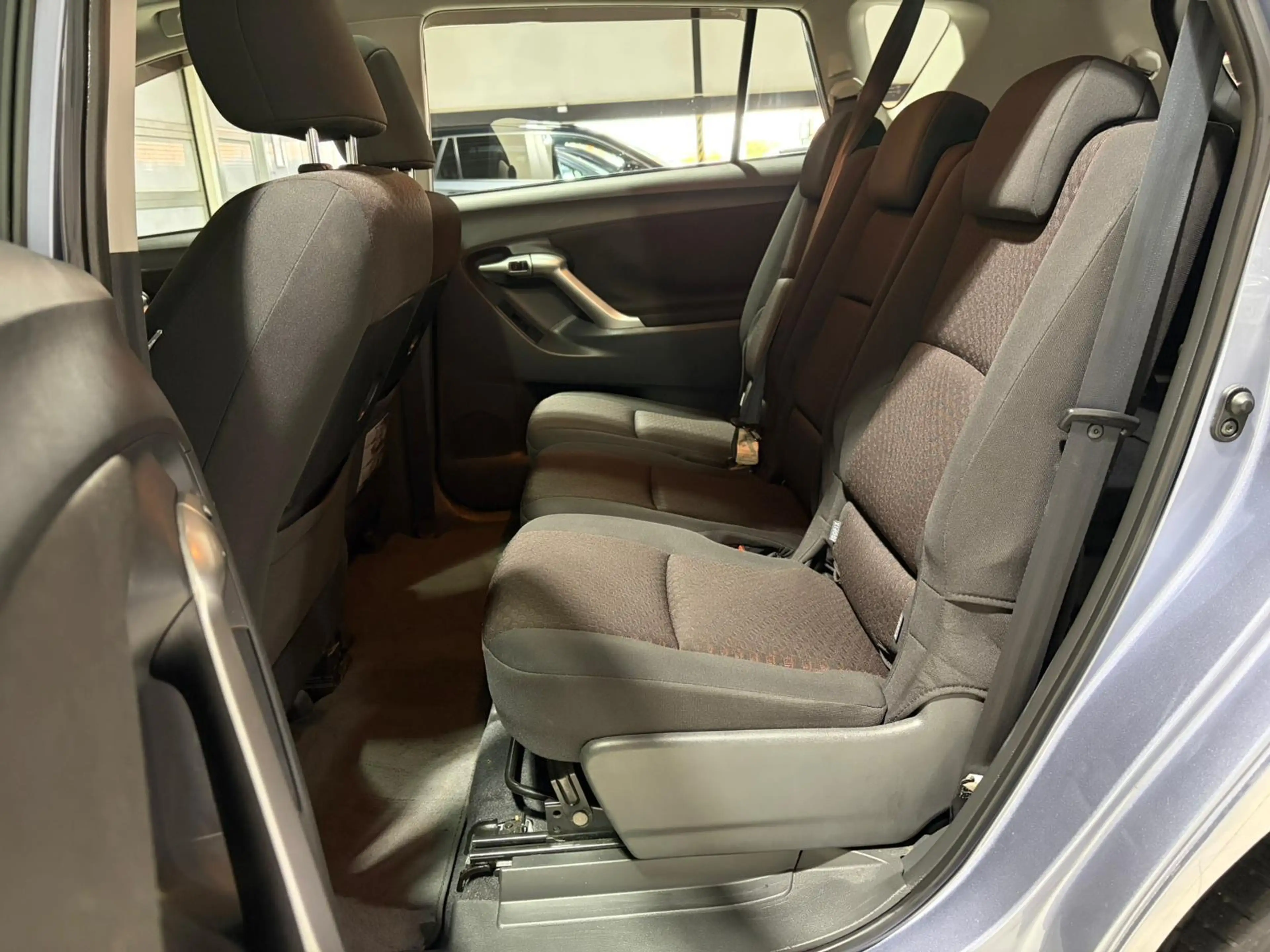 Toyota Verso 1.8 VVT-i Business 7p. 7 Persoons, Automaat, Trekh — photo 13