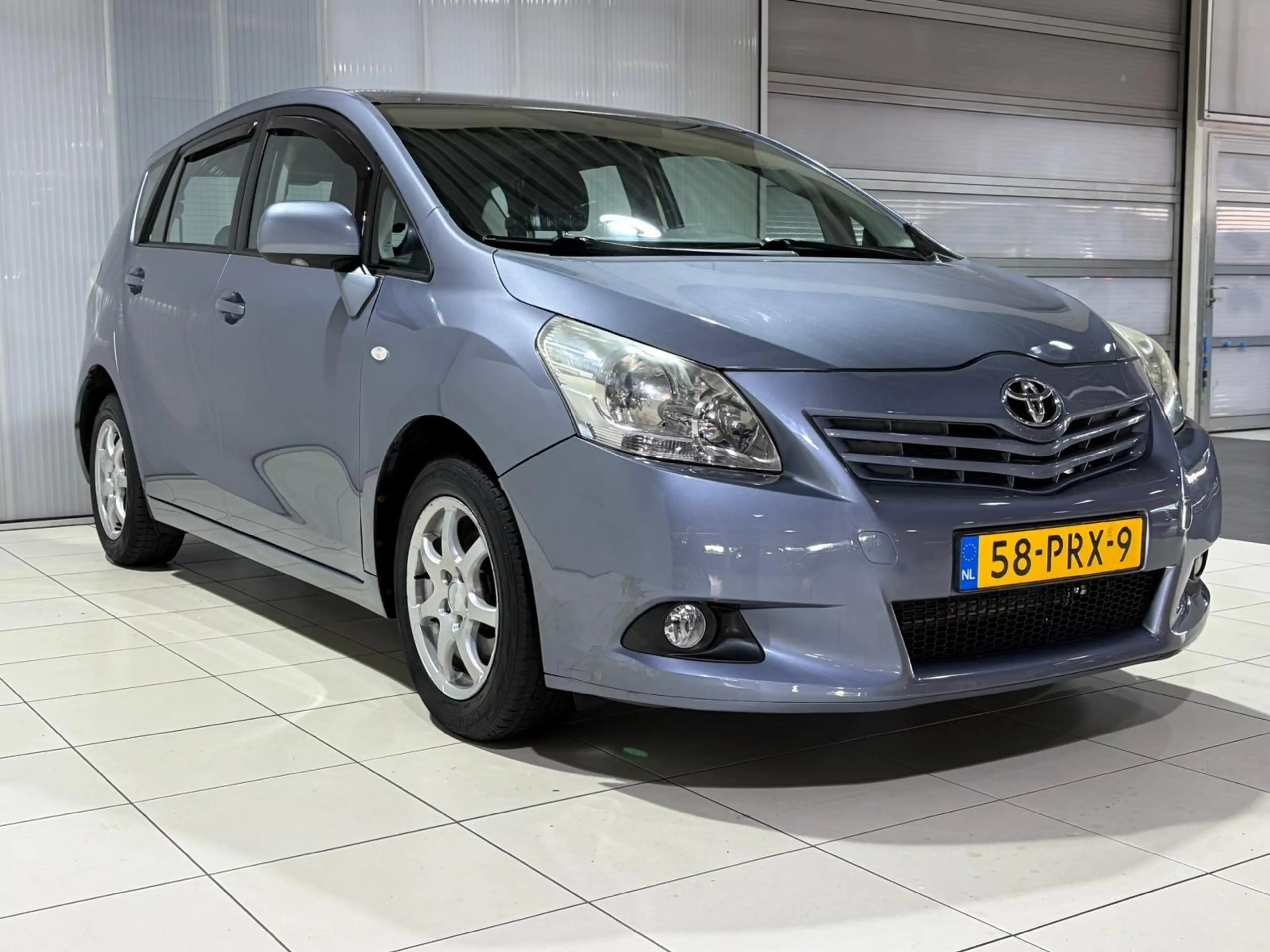 Toyota Verso 1.8 VVT-i Business 7p. 7 Persoons, Automaat, Trekh — photo 2