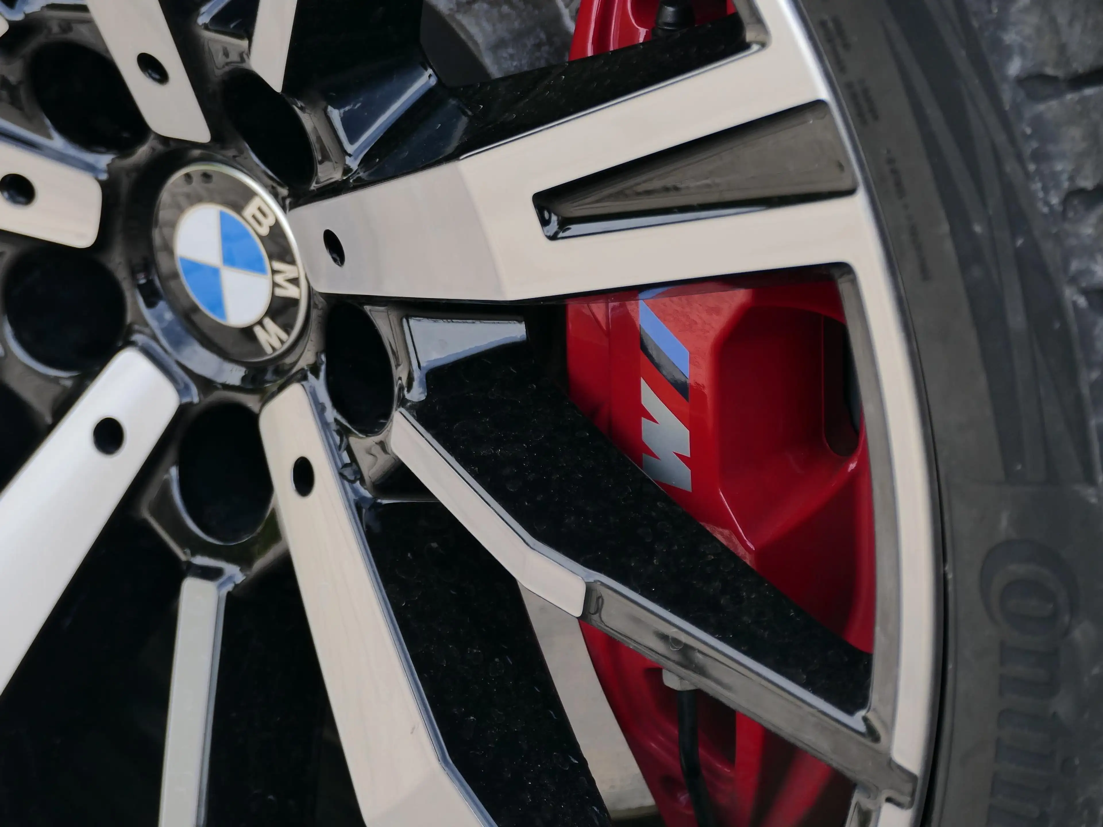 BMW i5 eDrive40 Touring M Sport PRO | PANO — photo 10