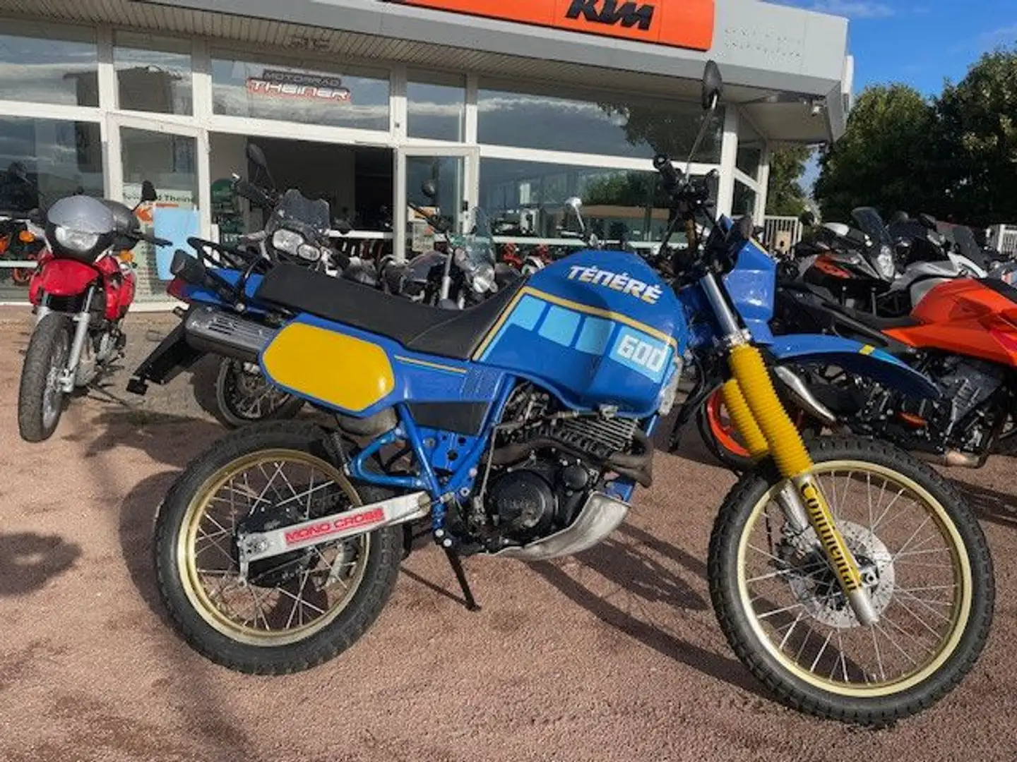 Yamaha XT 600 Z TENERE Niebieski - 1