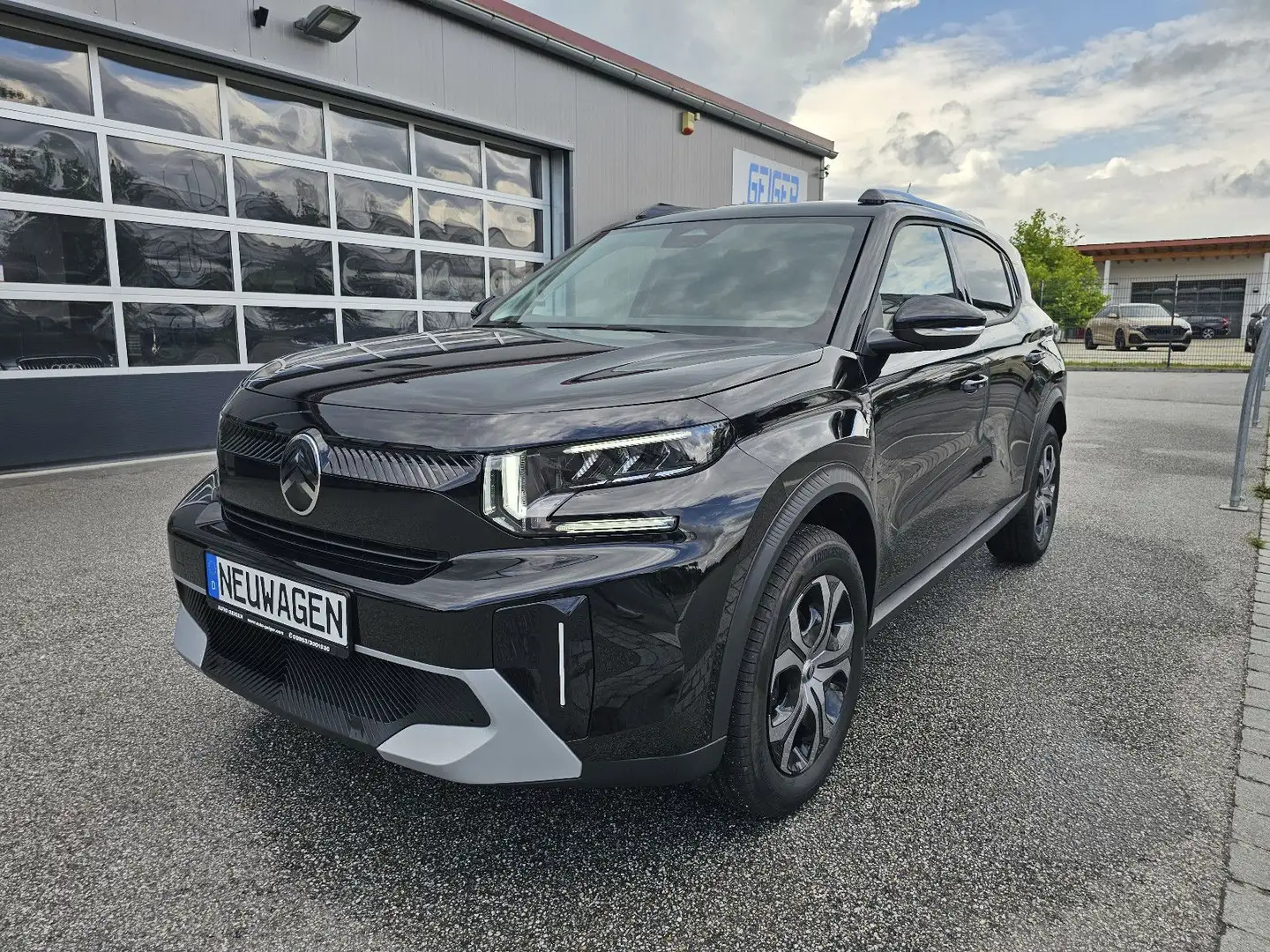 Citroen C3 Aircross Turbo 100 Plus*KAMERA*HEAD-UP* Schwarz - 1