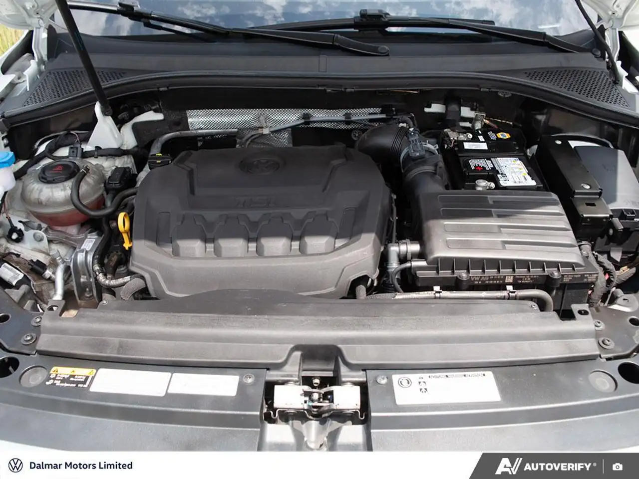 Volkswagen Tiguan снимка Volkswagen Tiguan